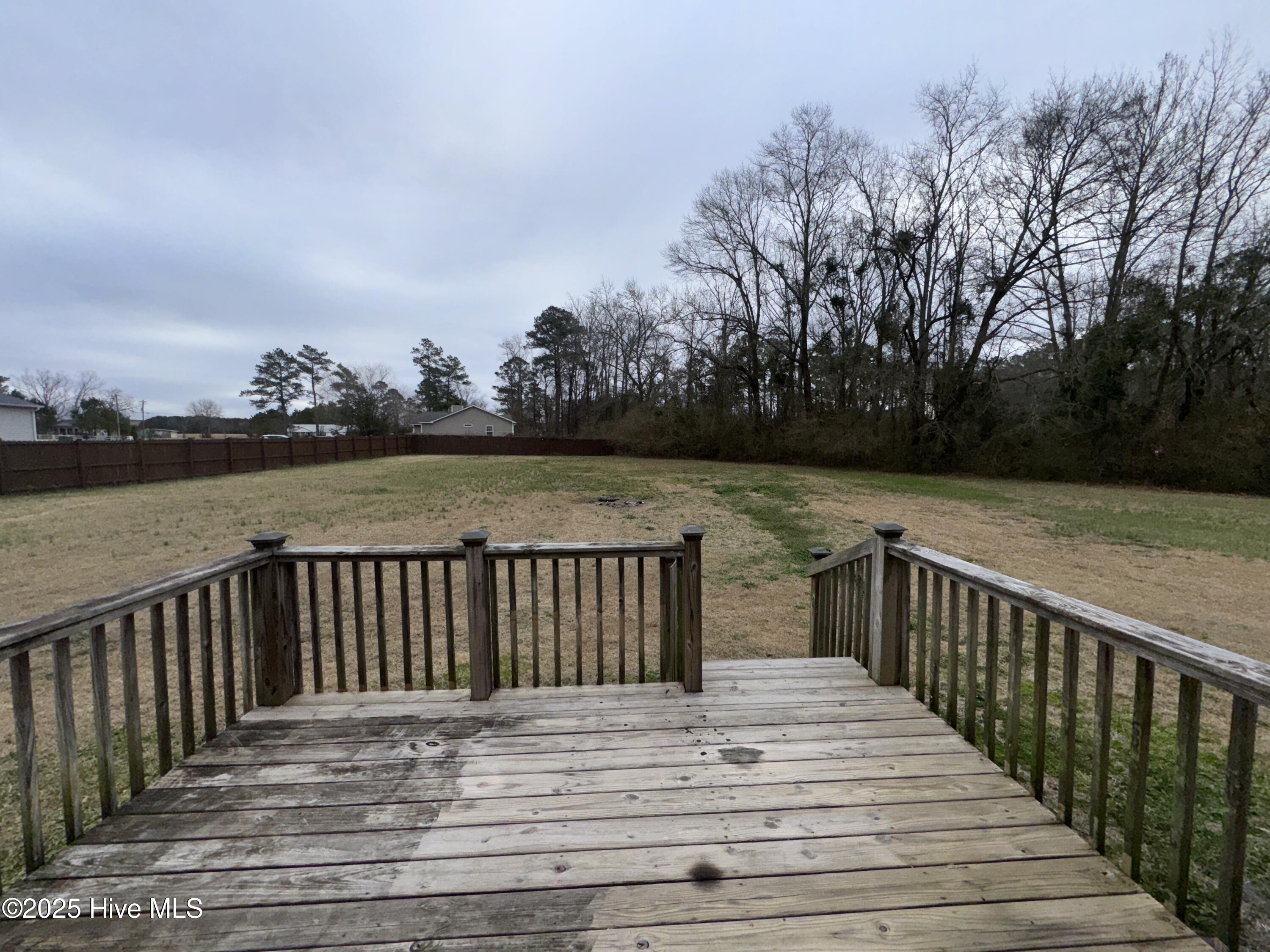 100566891 | Photo 11