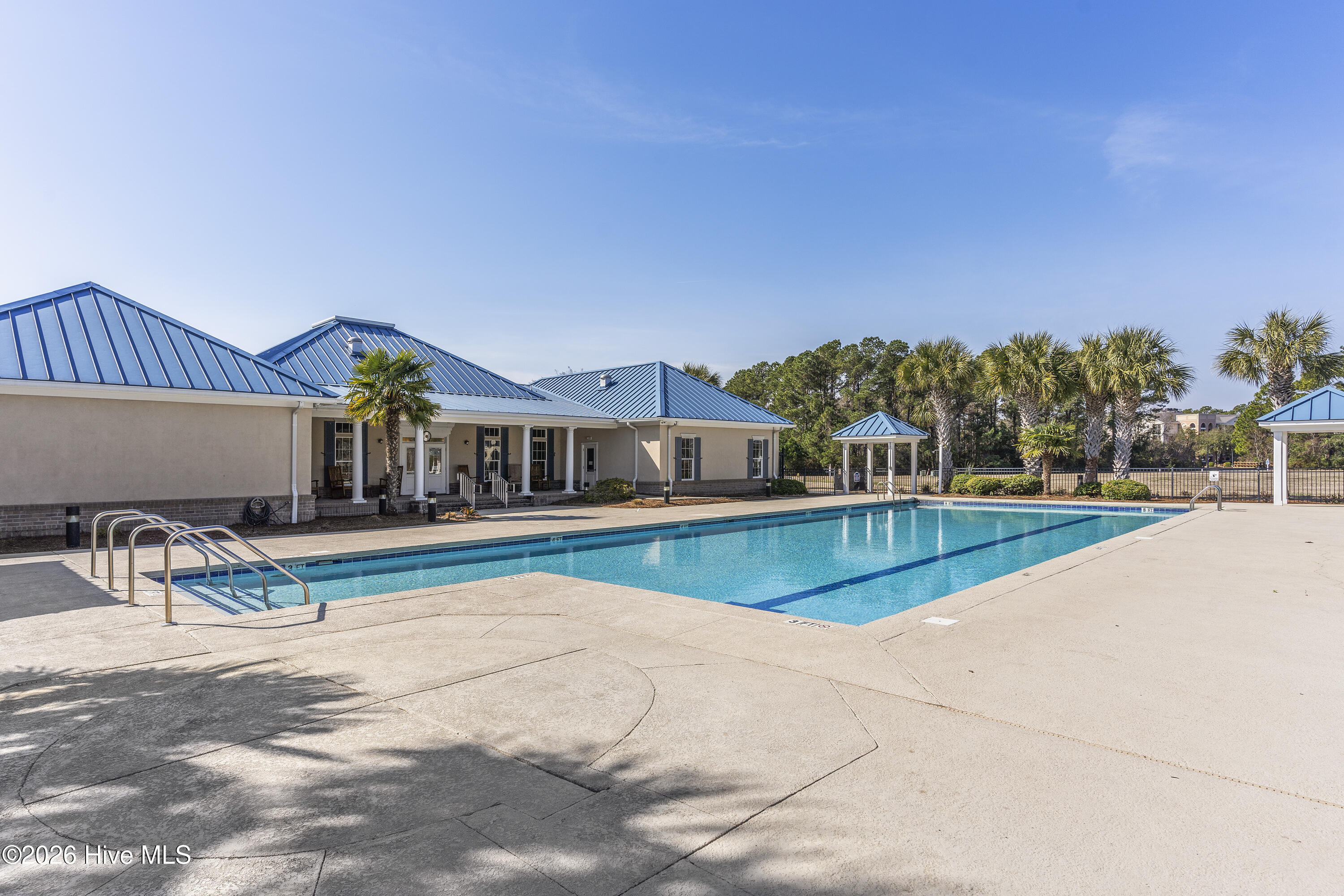 100556734 | Photo 42