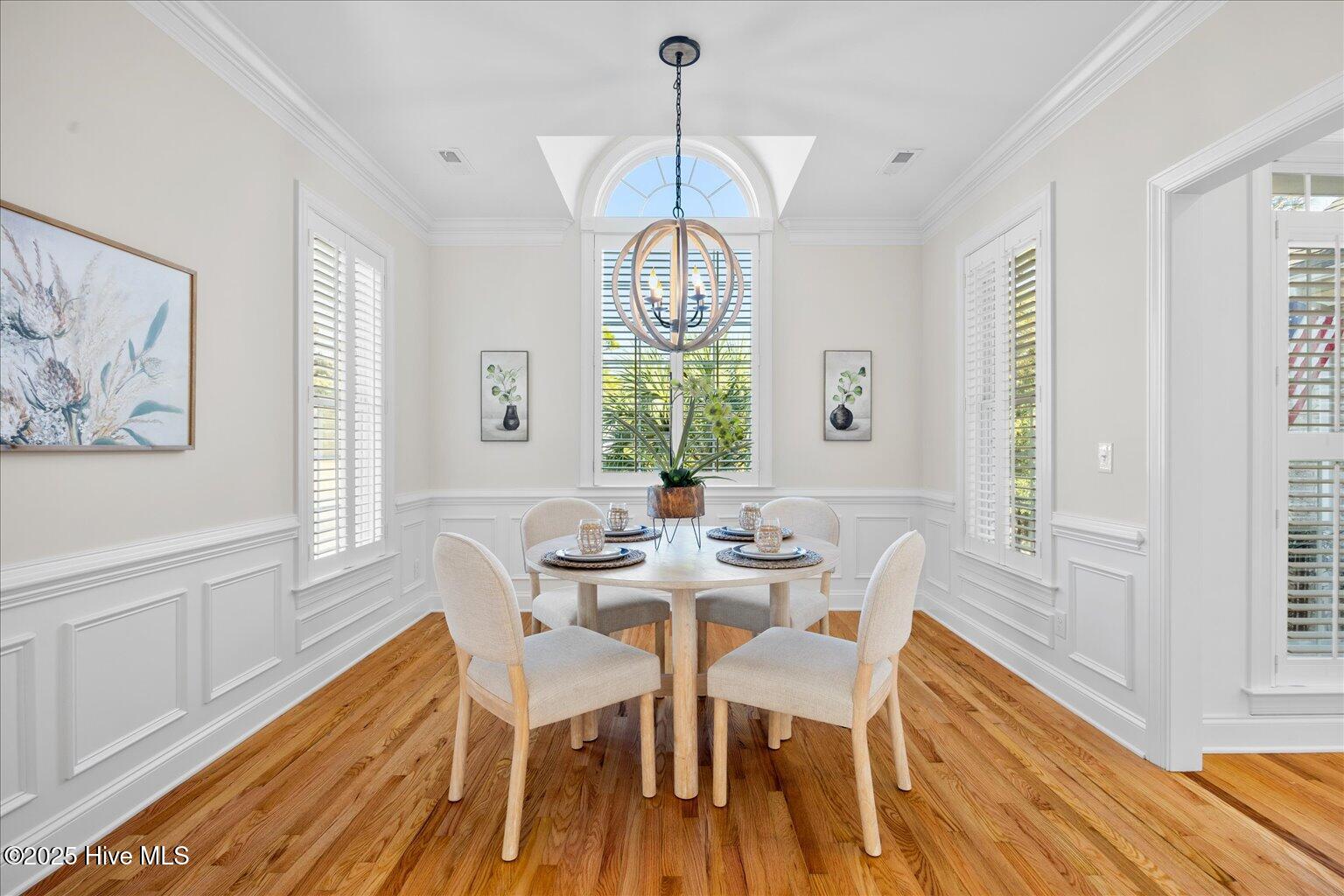 100539645 | Photo 29