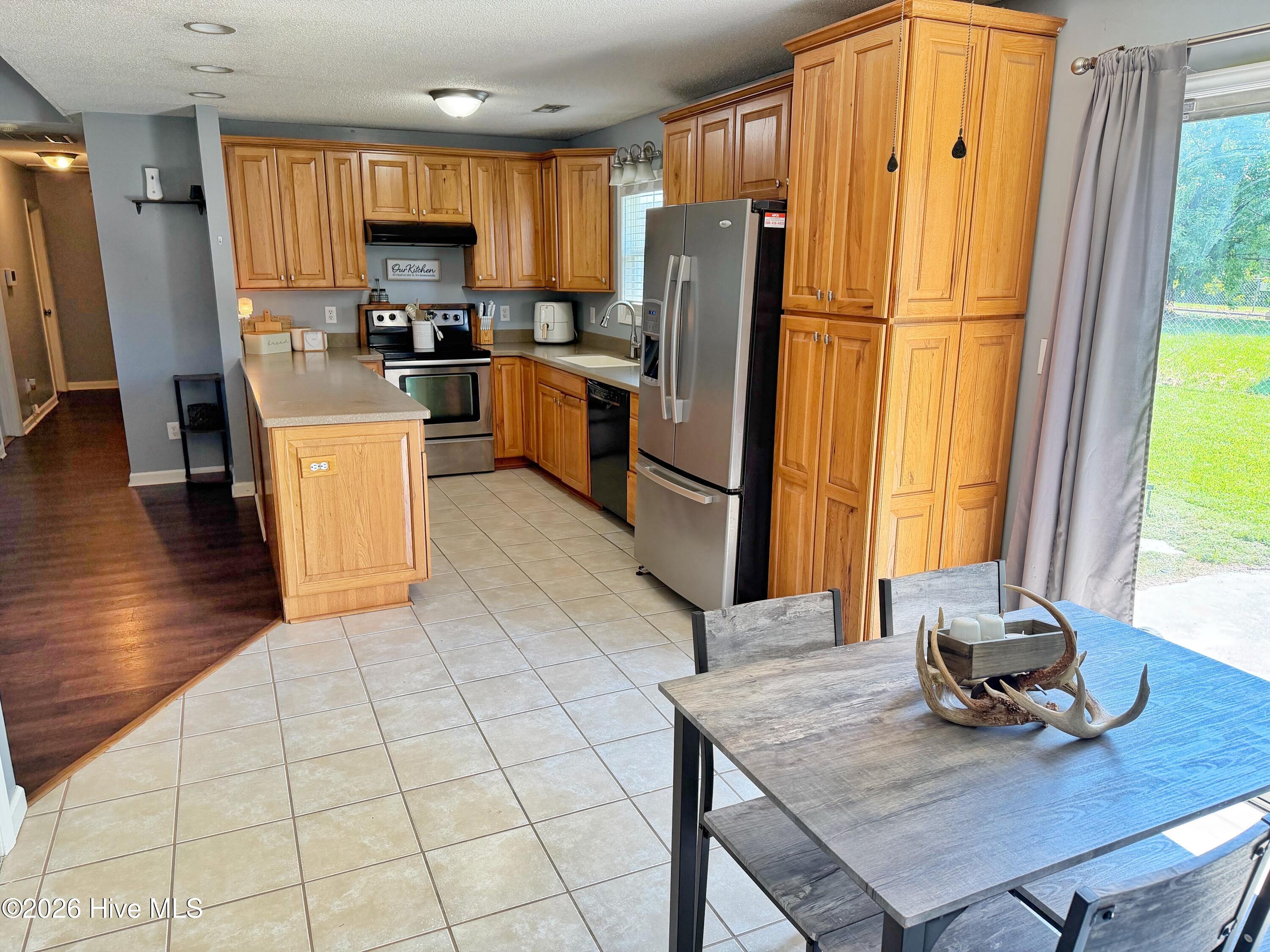 303 Marcia Court,Hubert