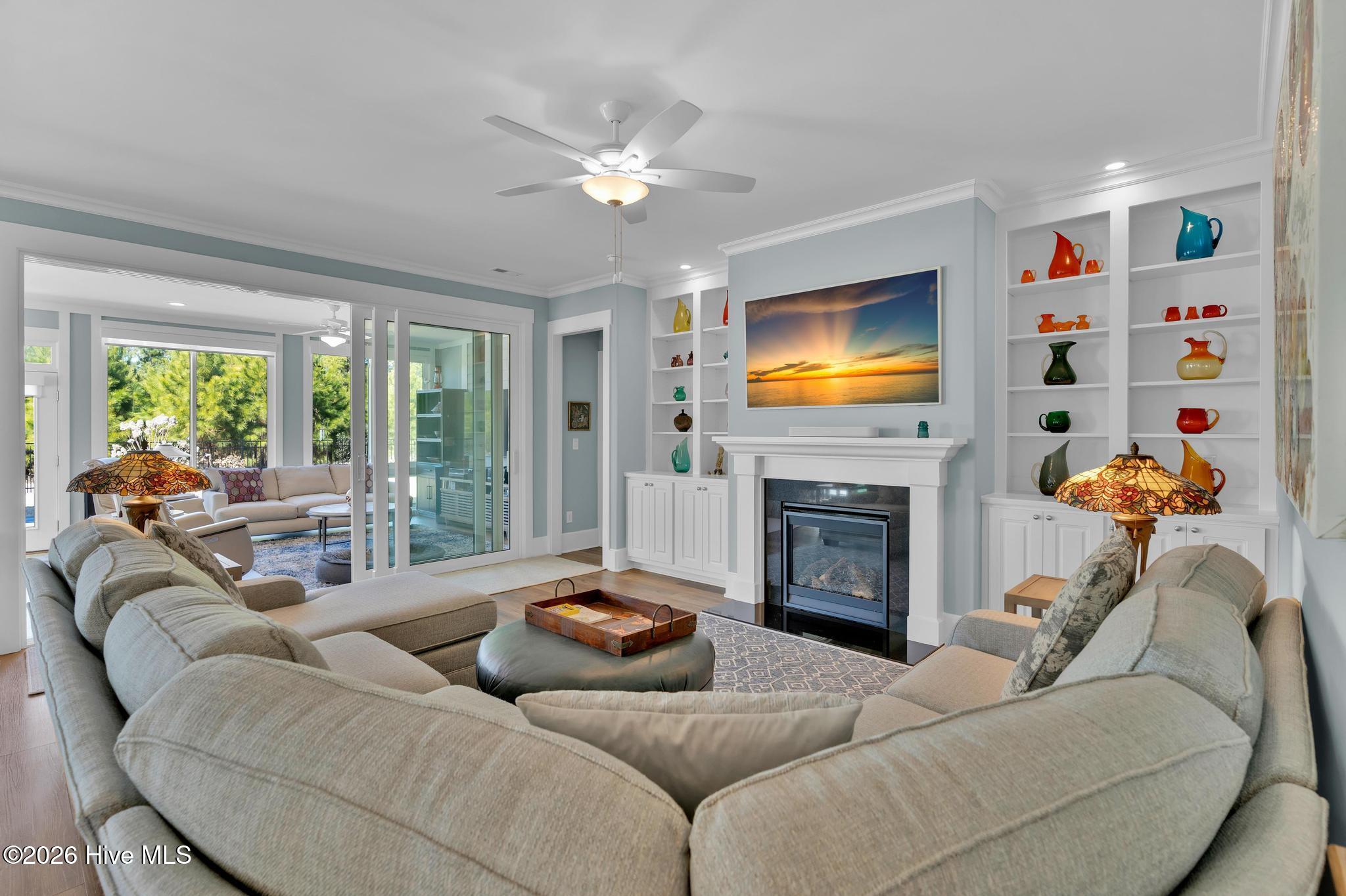 100554961 | Photo 20