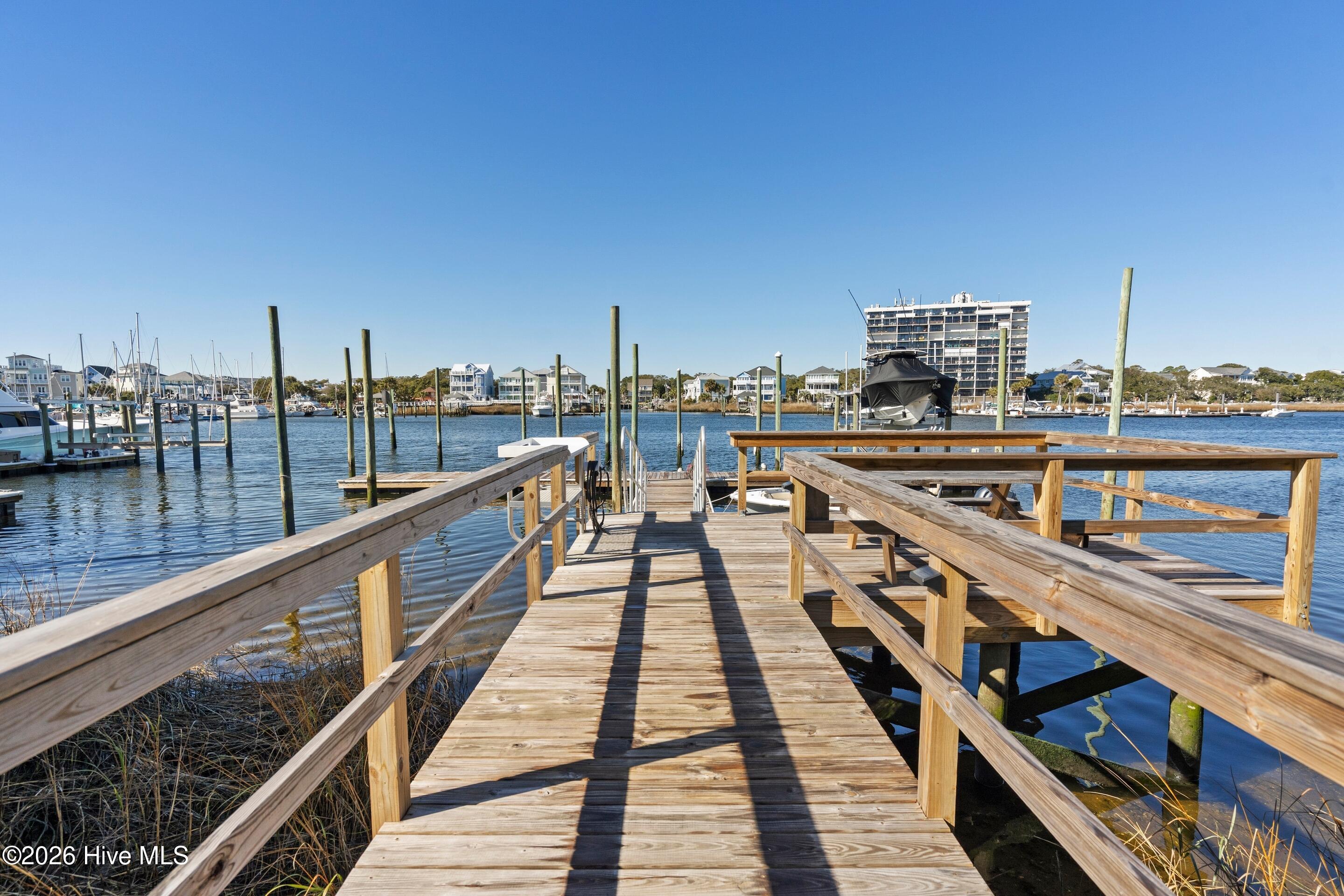 100550502 | Photo 37