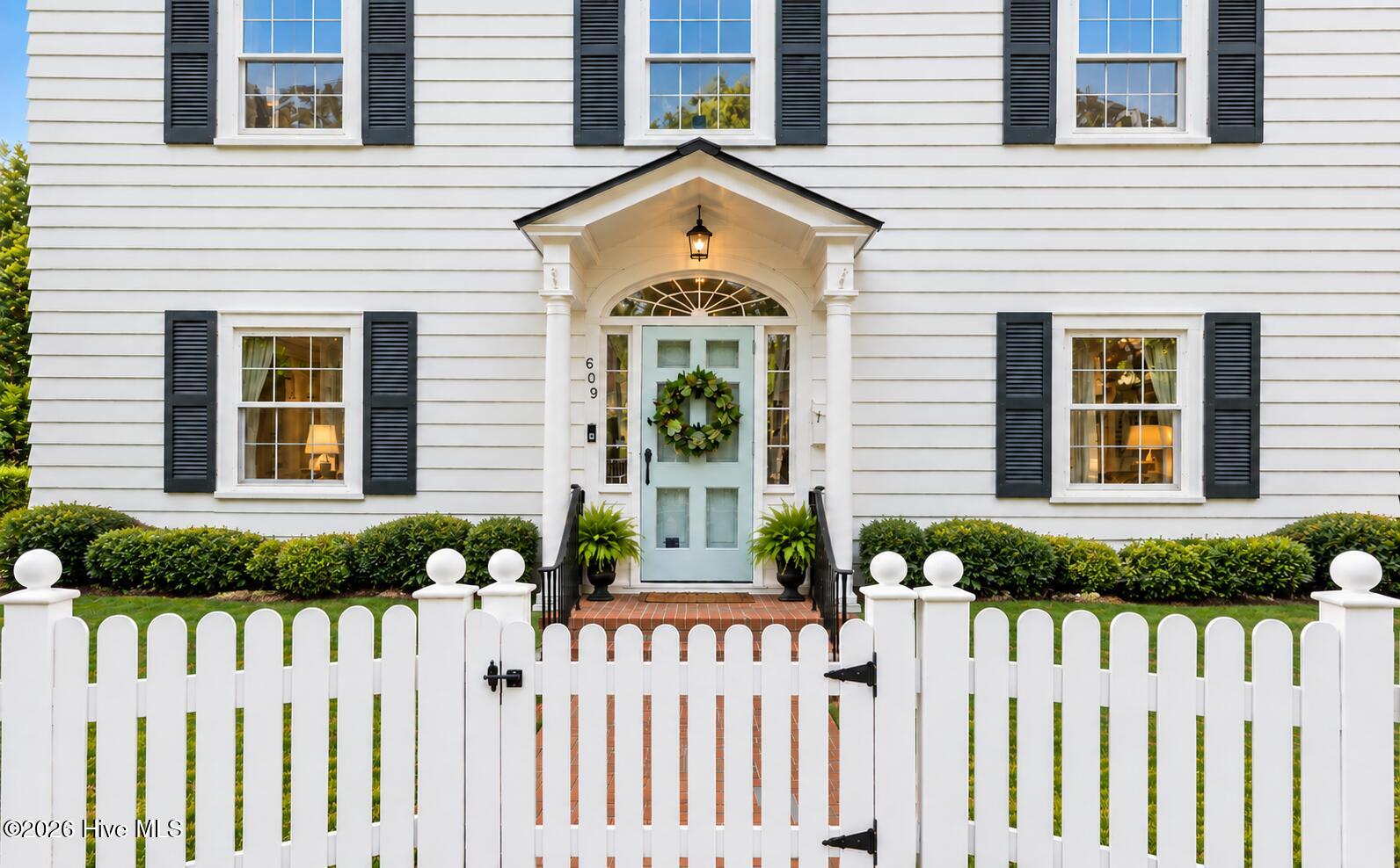 609 New Street,New Bern