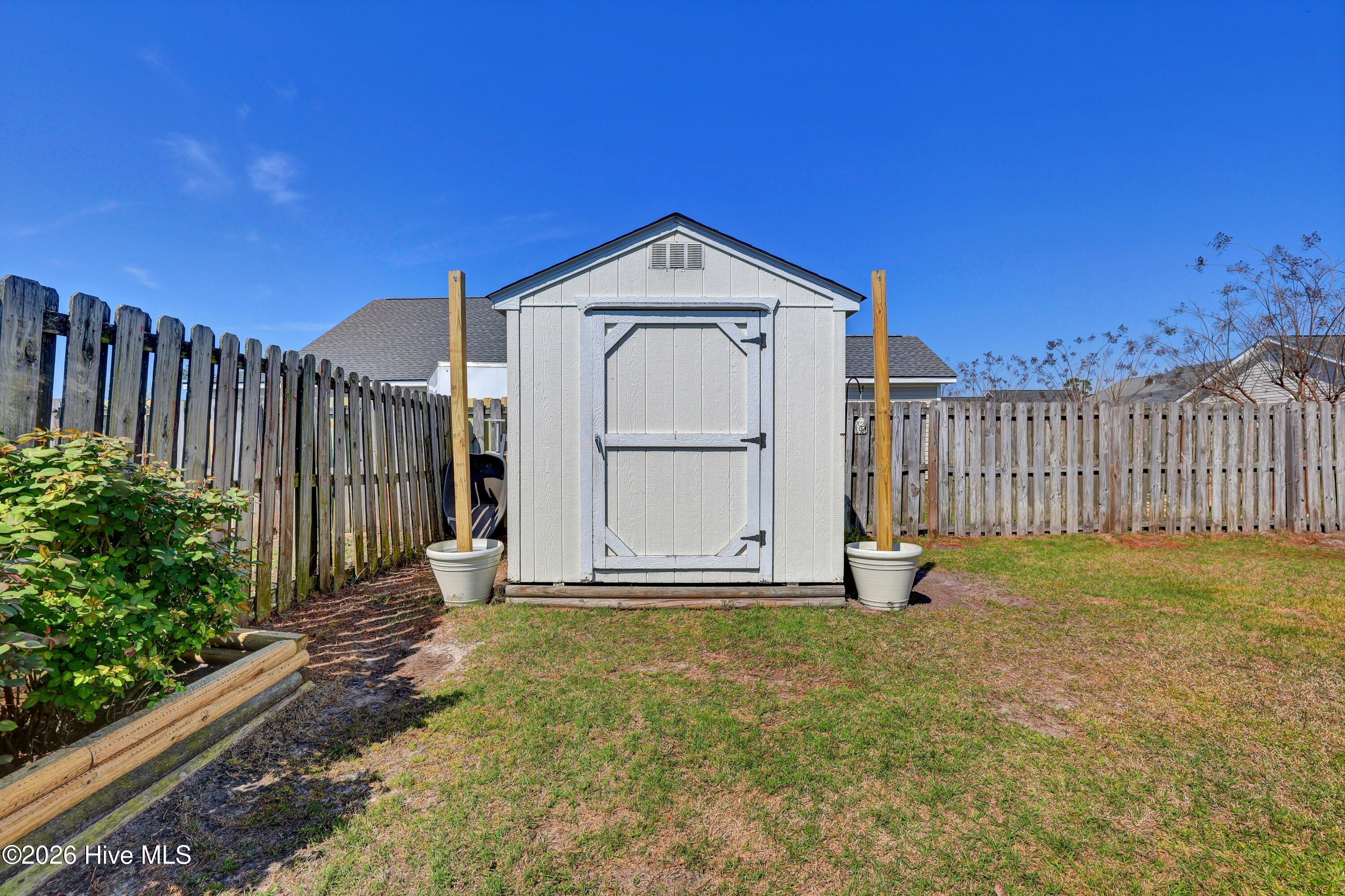 100561513 | Photo 27