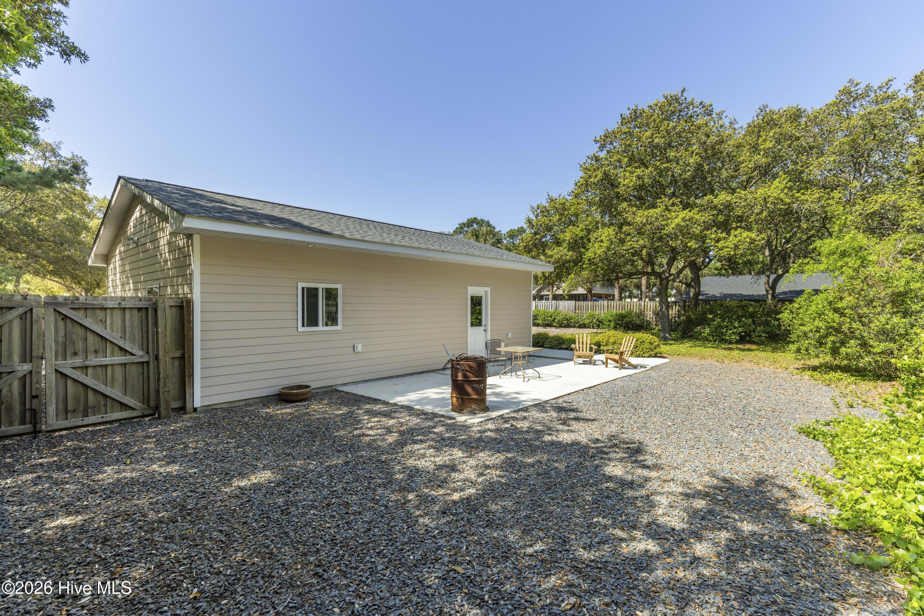 100569579 | Photo 27