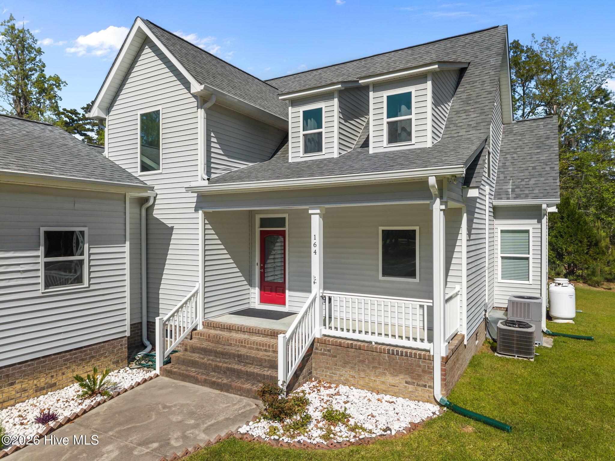 5-web-or-mls-DJI_20260415155243_0039_D