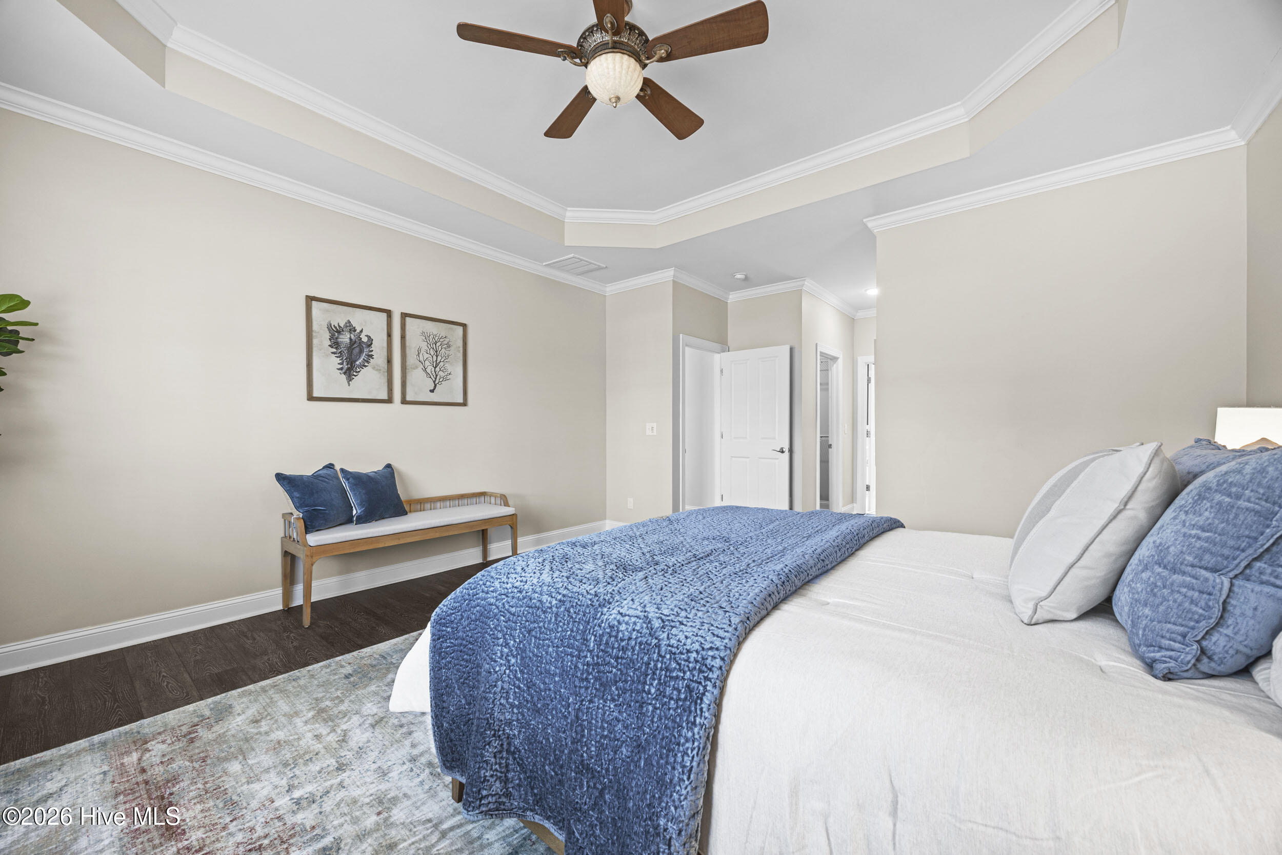 100550932 | Photo 27