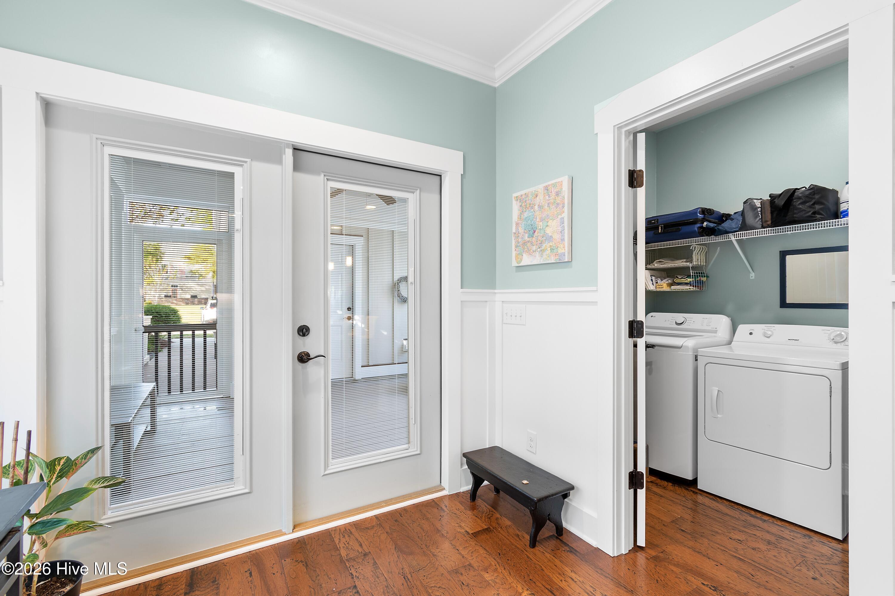 100567092 | Photo 15