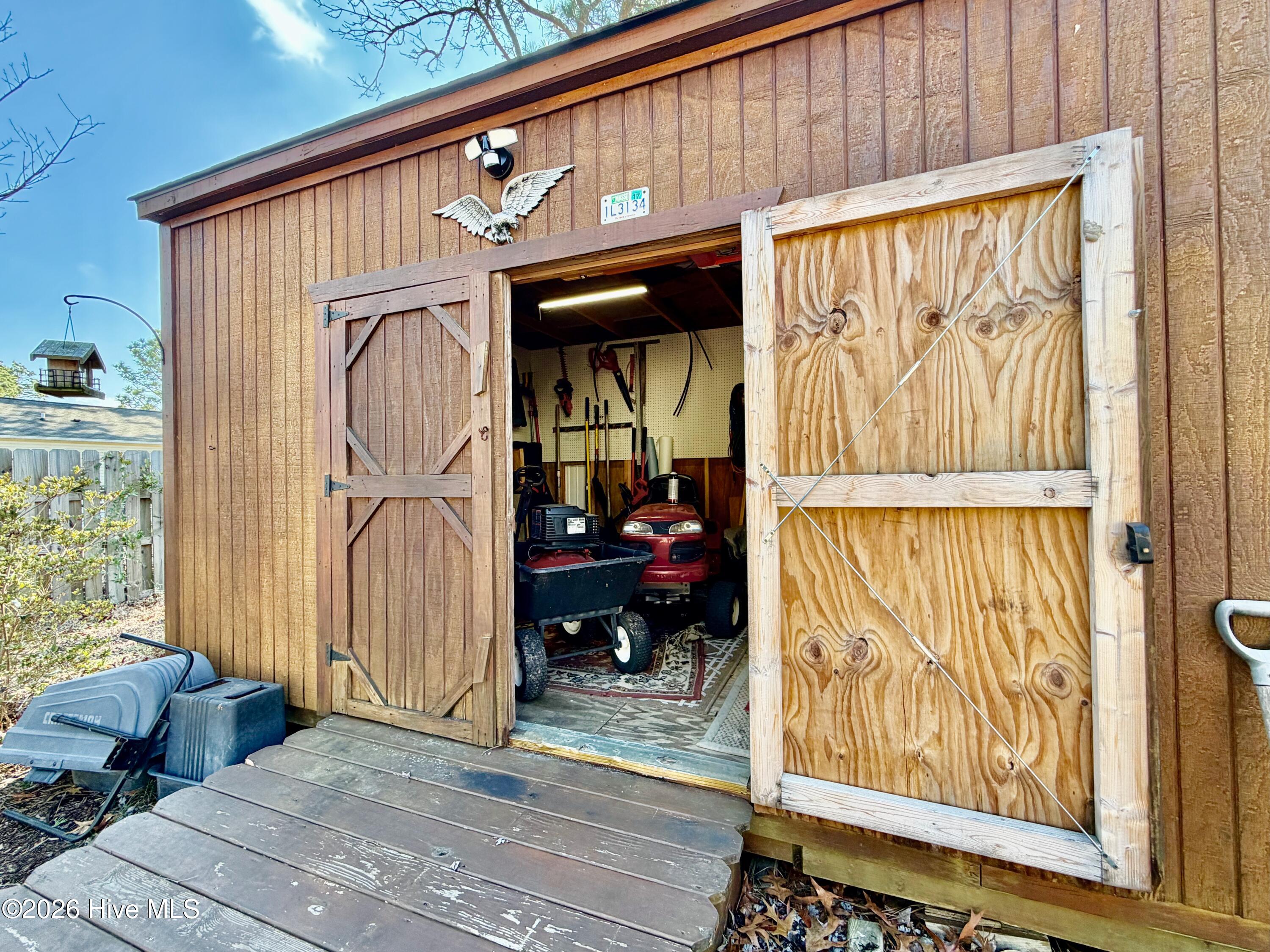 100553297 | Photo 57