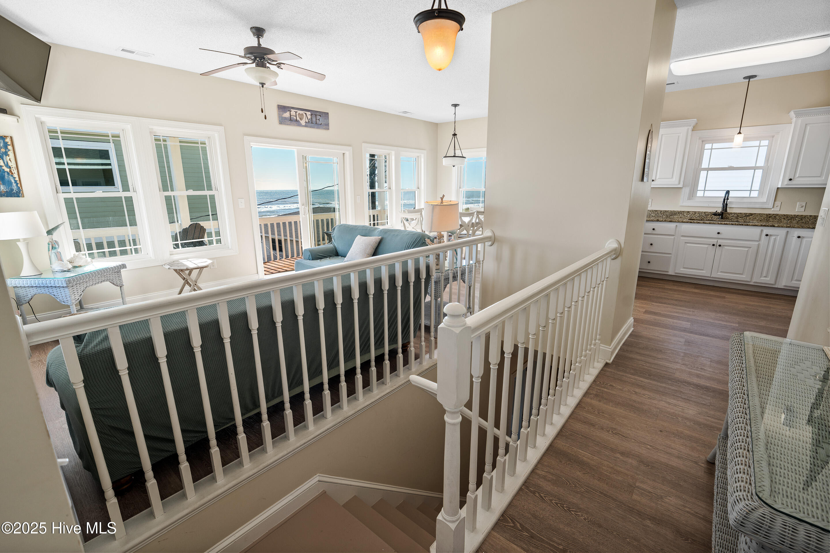 100539314 | Photo 18