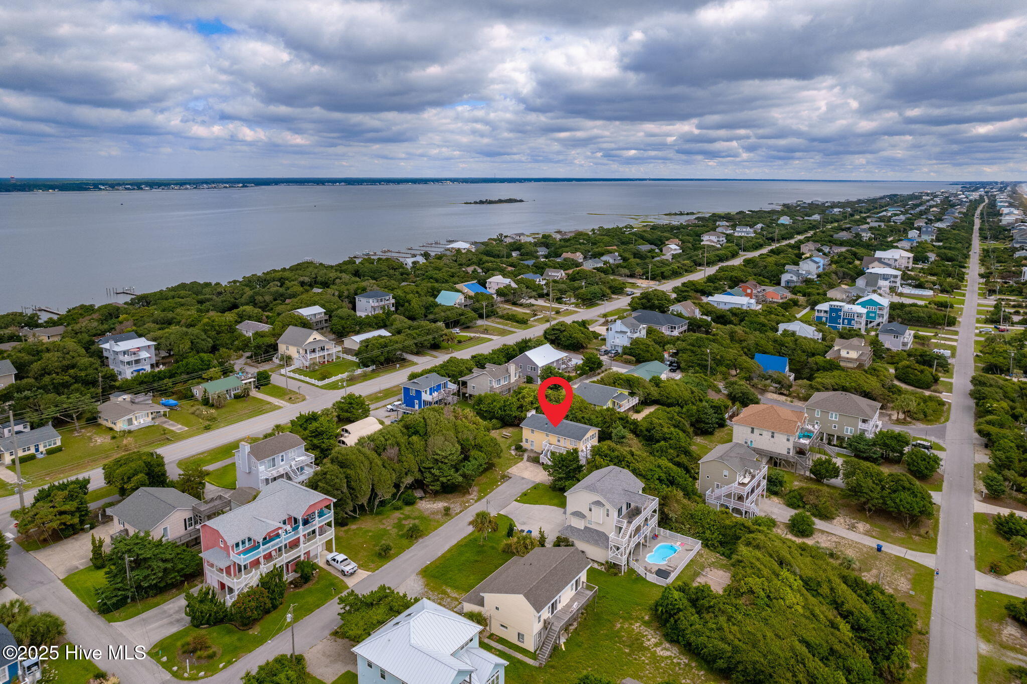 100527418 | Photo 11