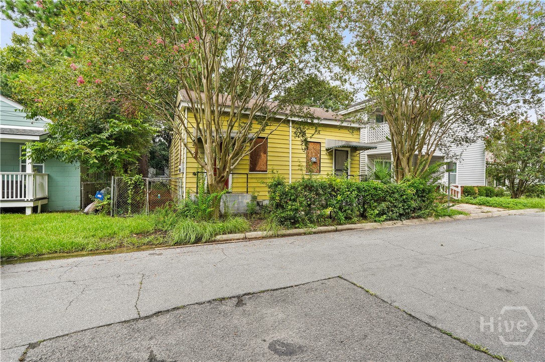 Property at 1004 Wolf Street