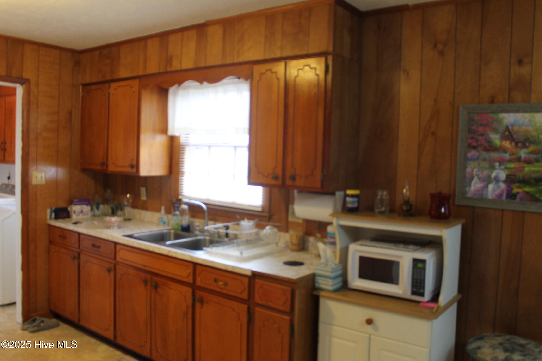 100544529 | Photo 22