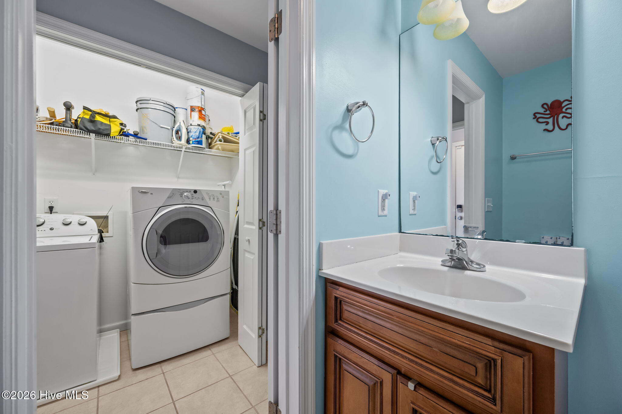 100560974 | Photo 34