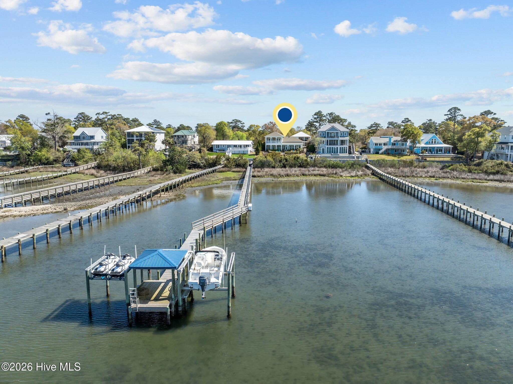 100564617 | Photo 61