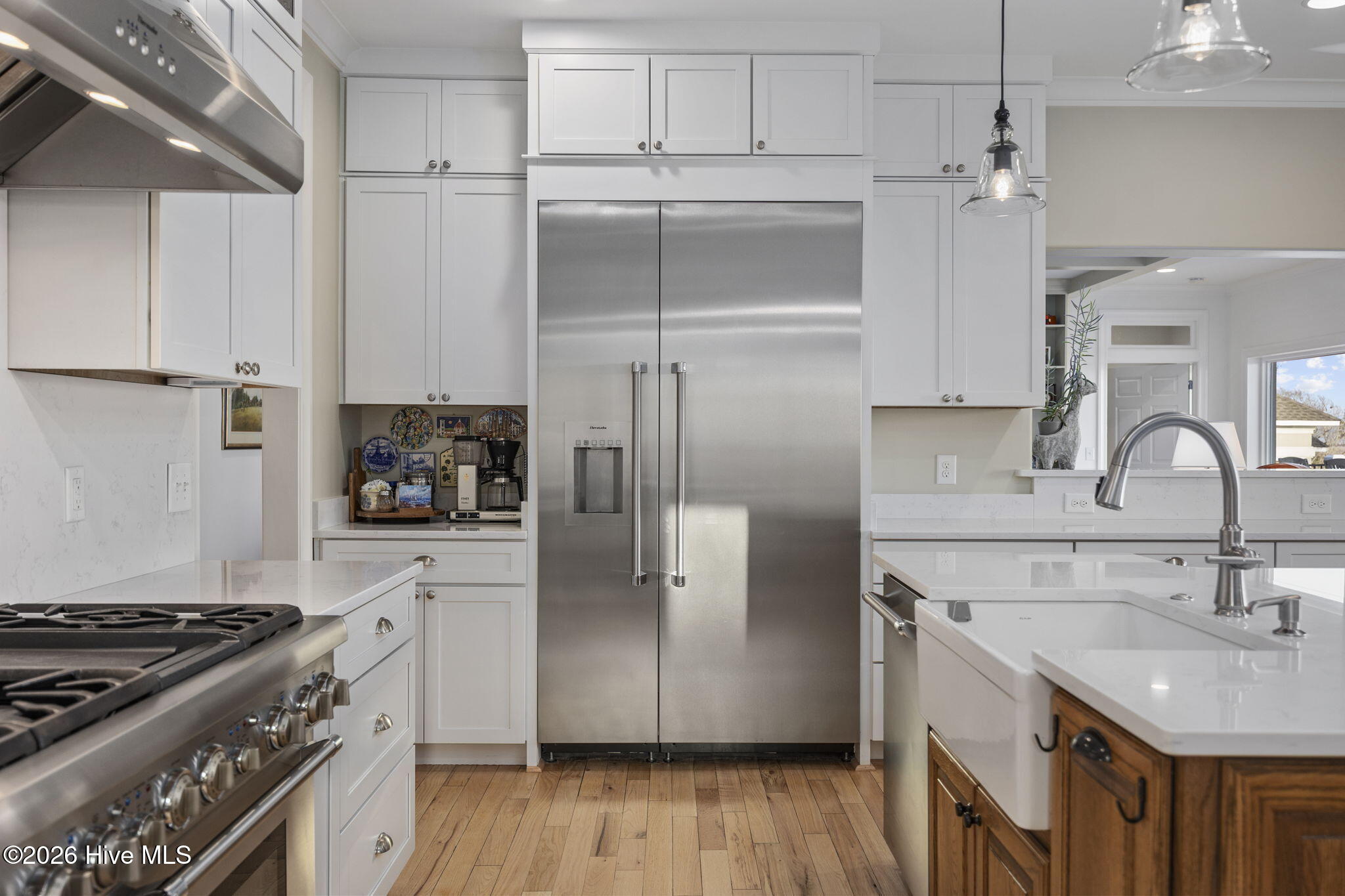 100553128 | Photo 25