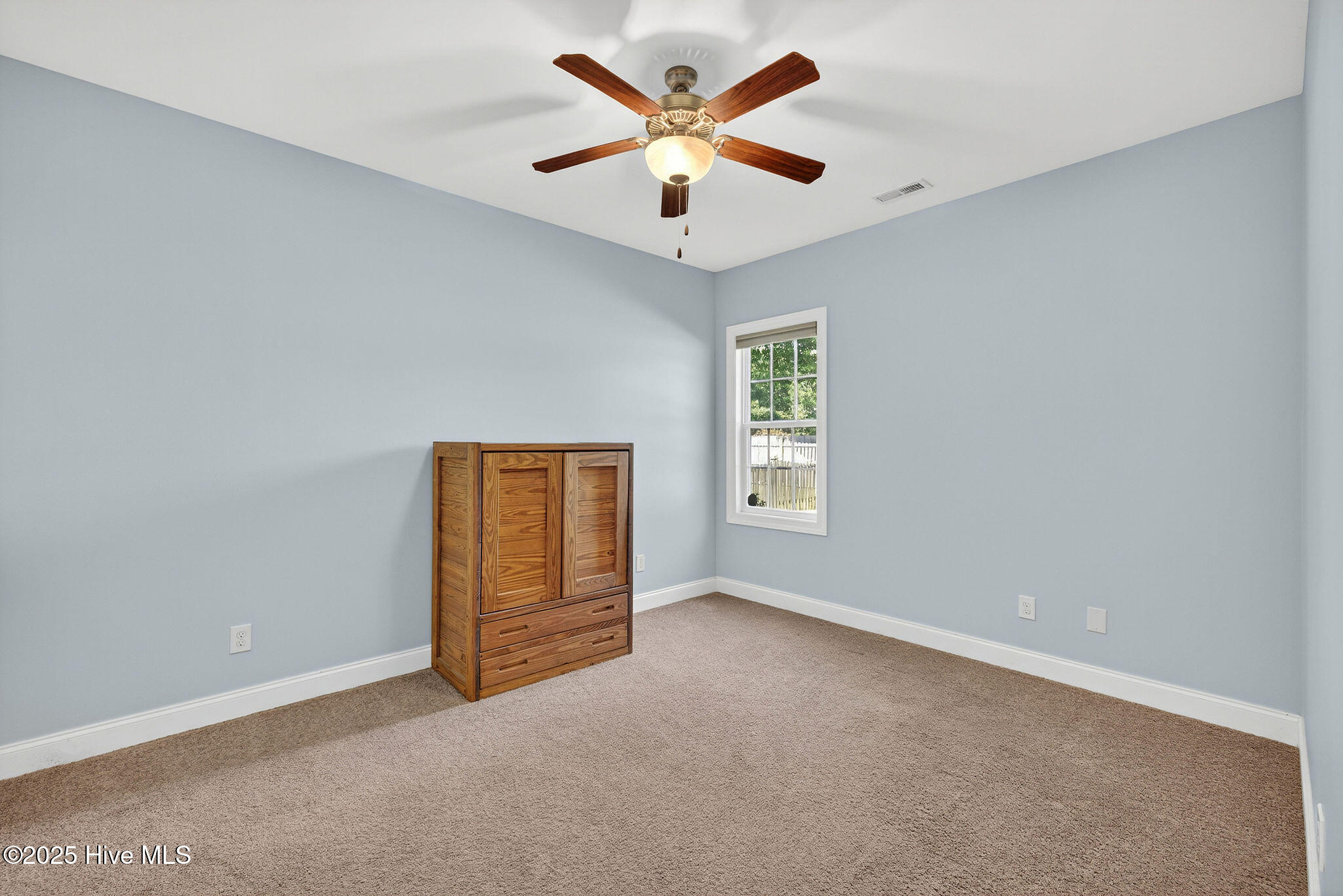 100535403 | Photo 27