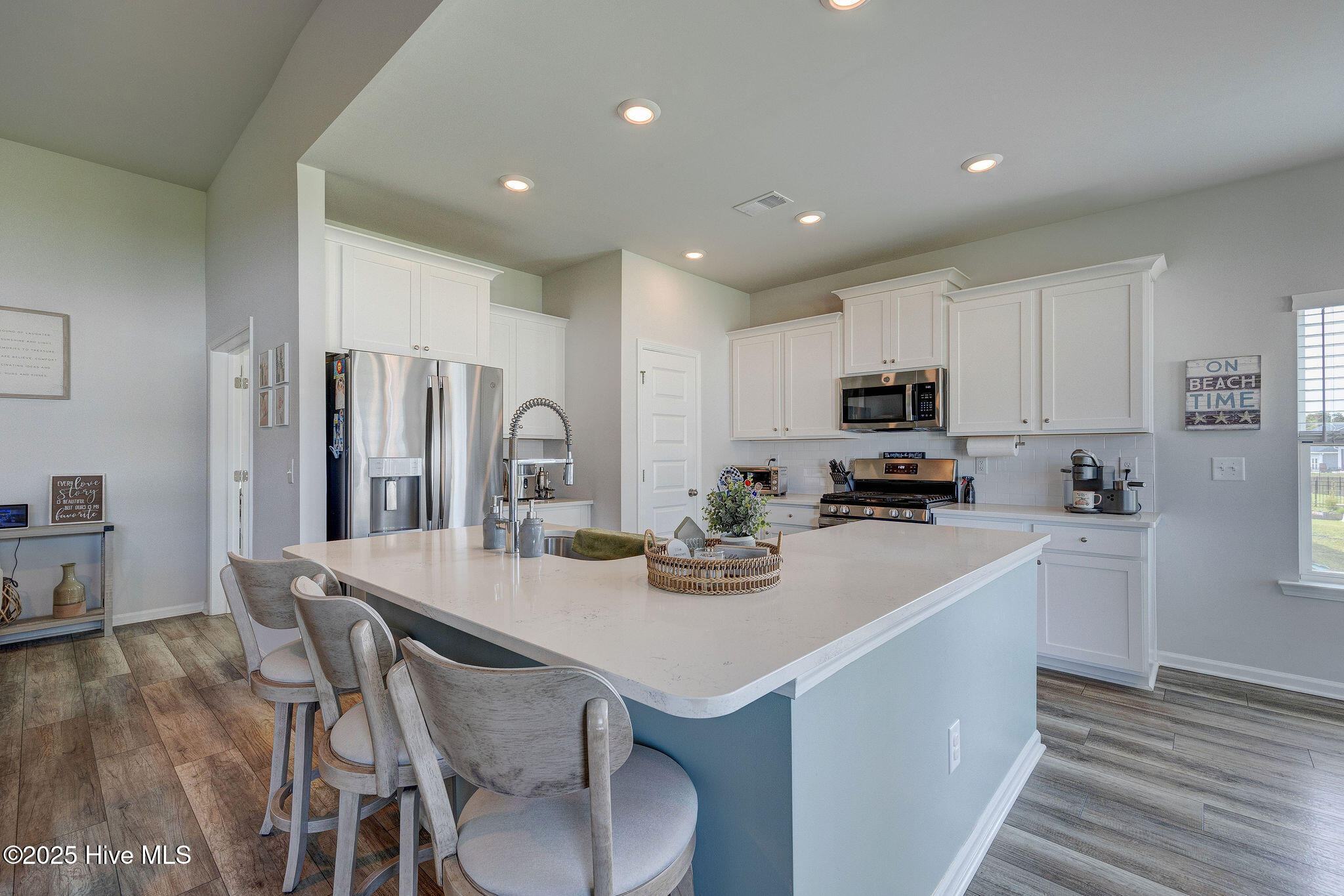 100506096 | Photo 15