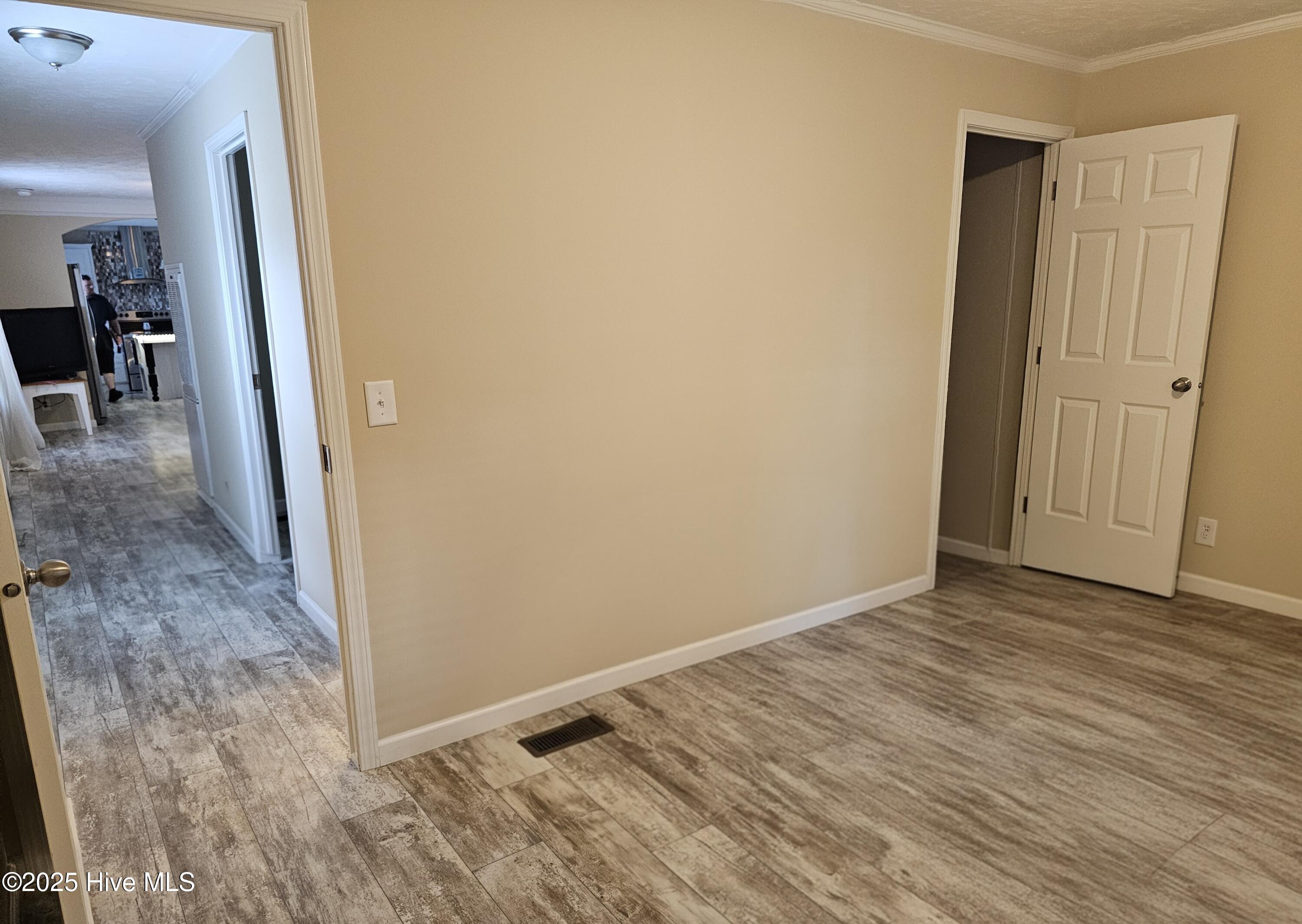 100535573 | Photo 20