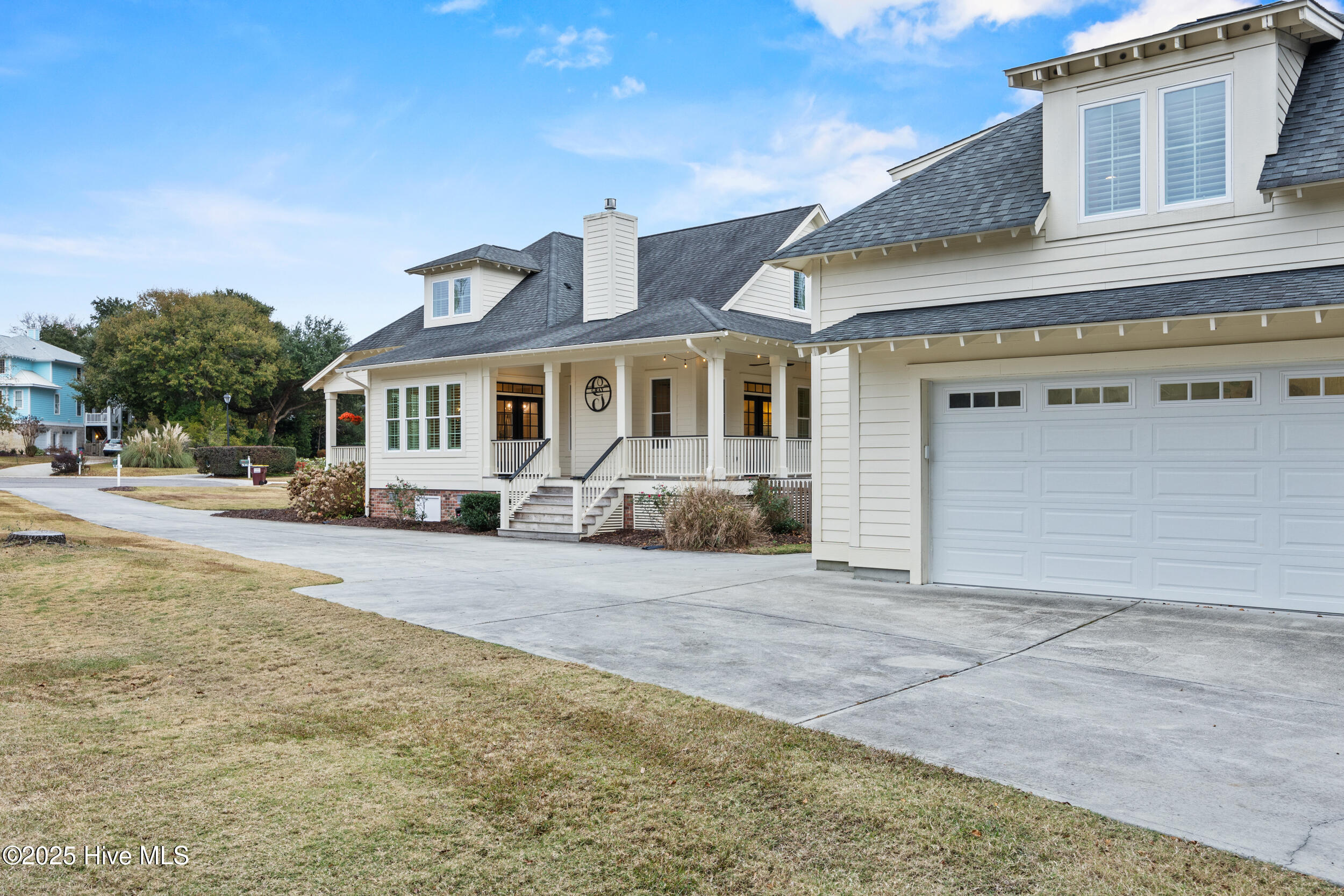 100543217 | Photo 61