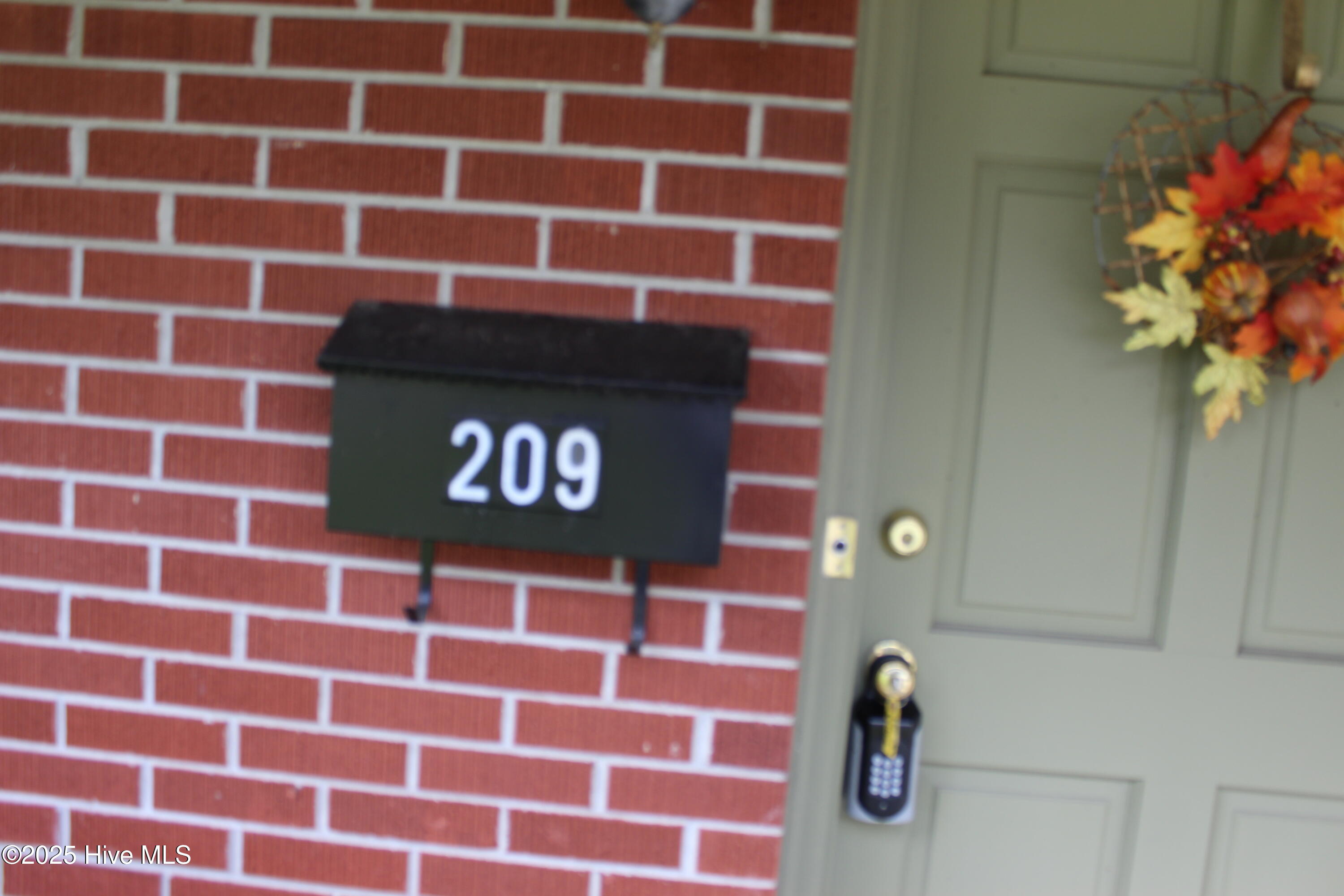 Homes for sale in Wallace, NC | 209 Oak St, Wallace, NC 28466 | MLS# 100533390