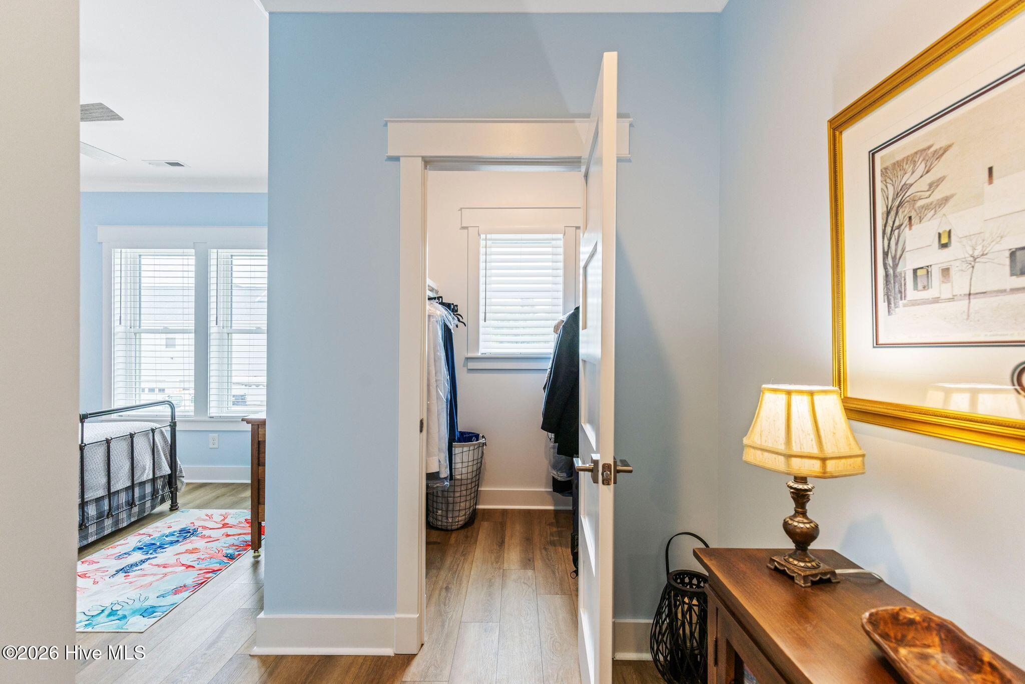 100570540 | Photo 29