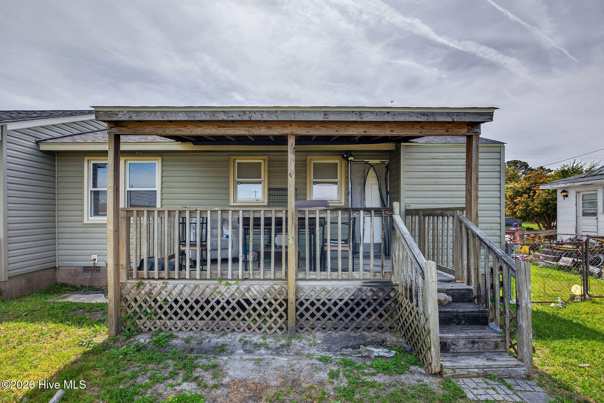 100567273 | Photo 10