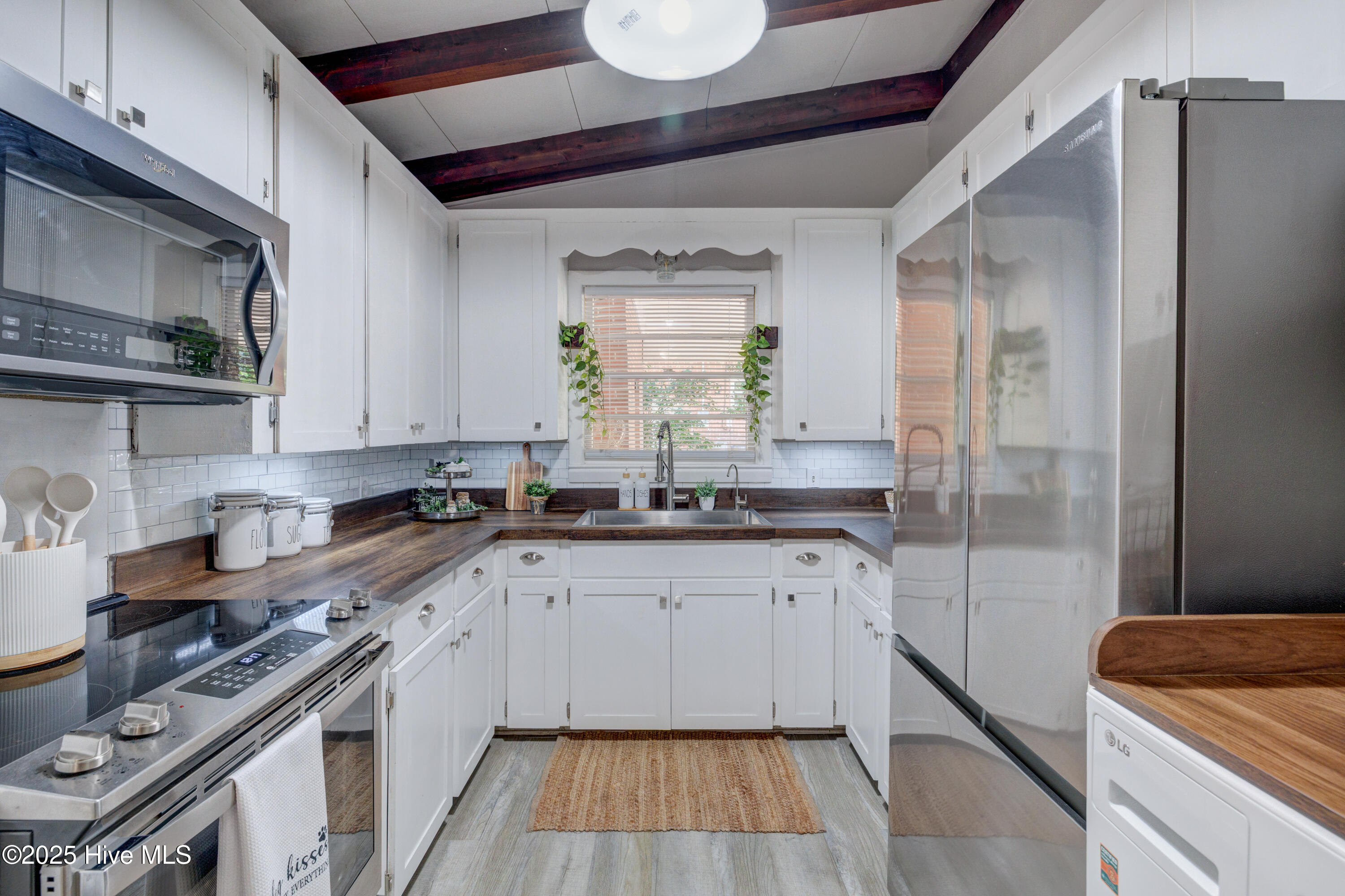 5329 Autumn Drive, Wilmington, NC 28409 – photo 15: 5329AutumnDrive-21