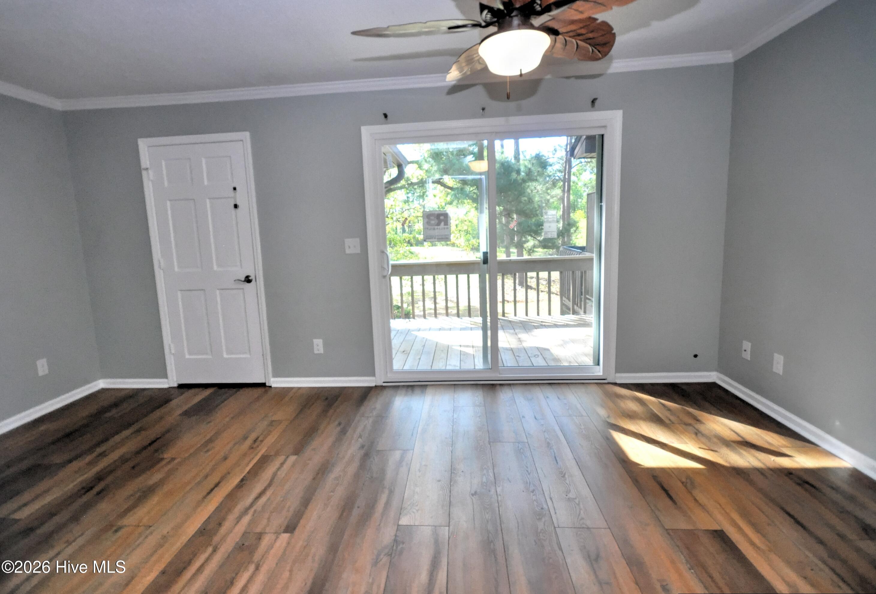 100567651 | Photo 17