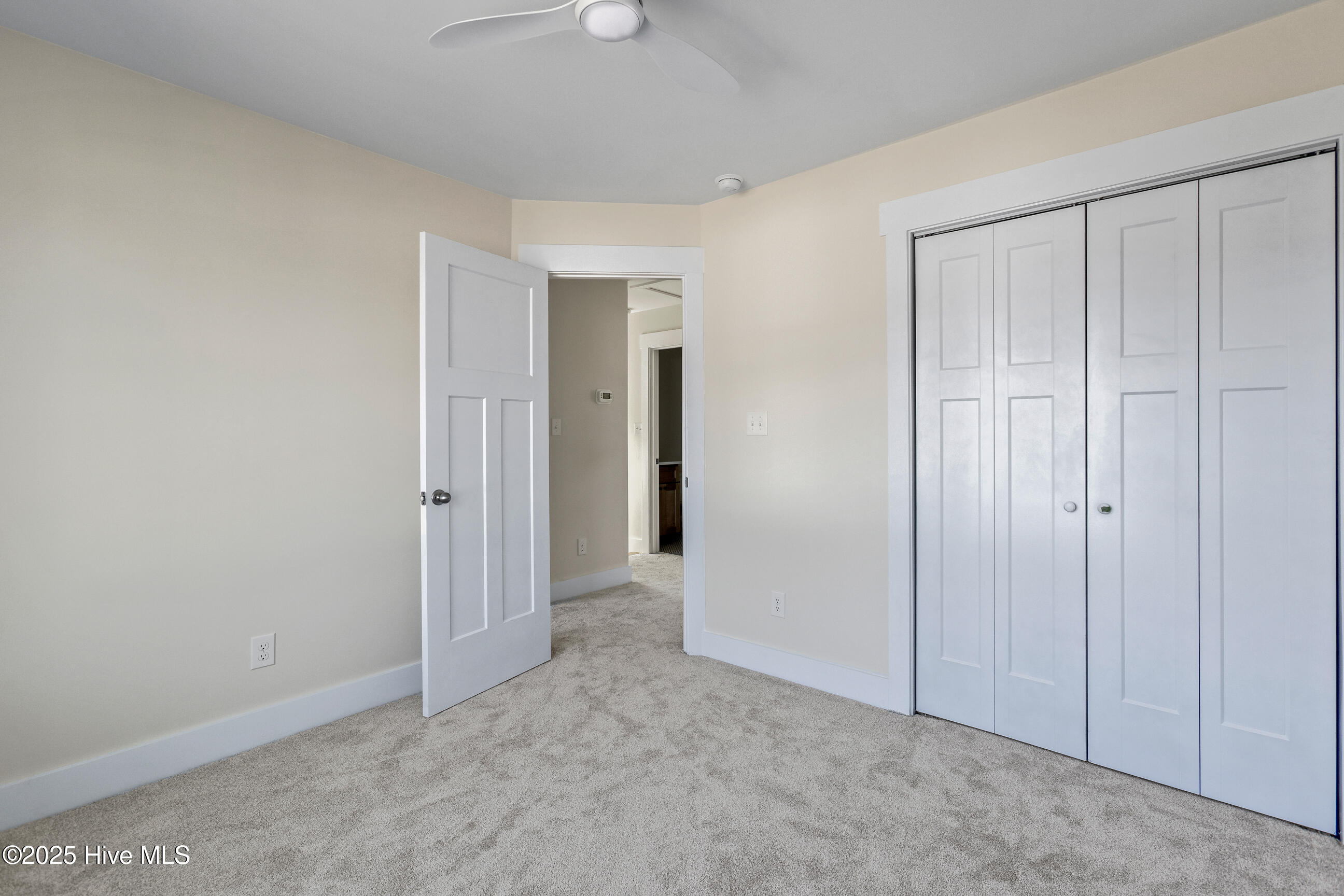 100546129 | Photo 27