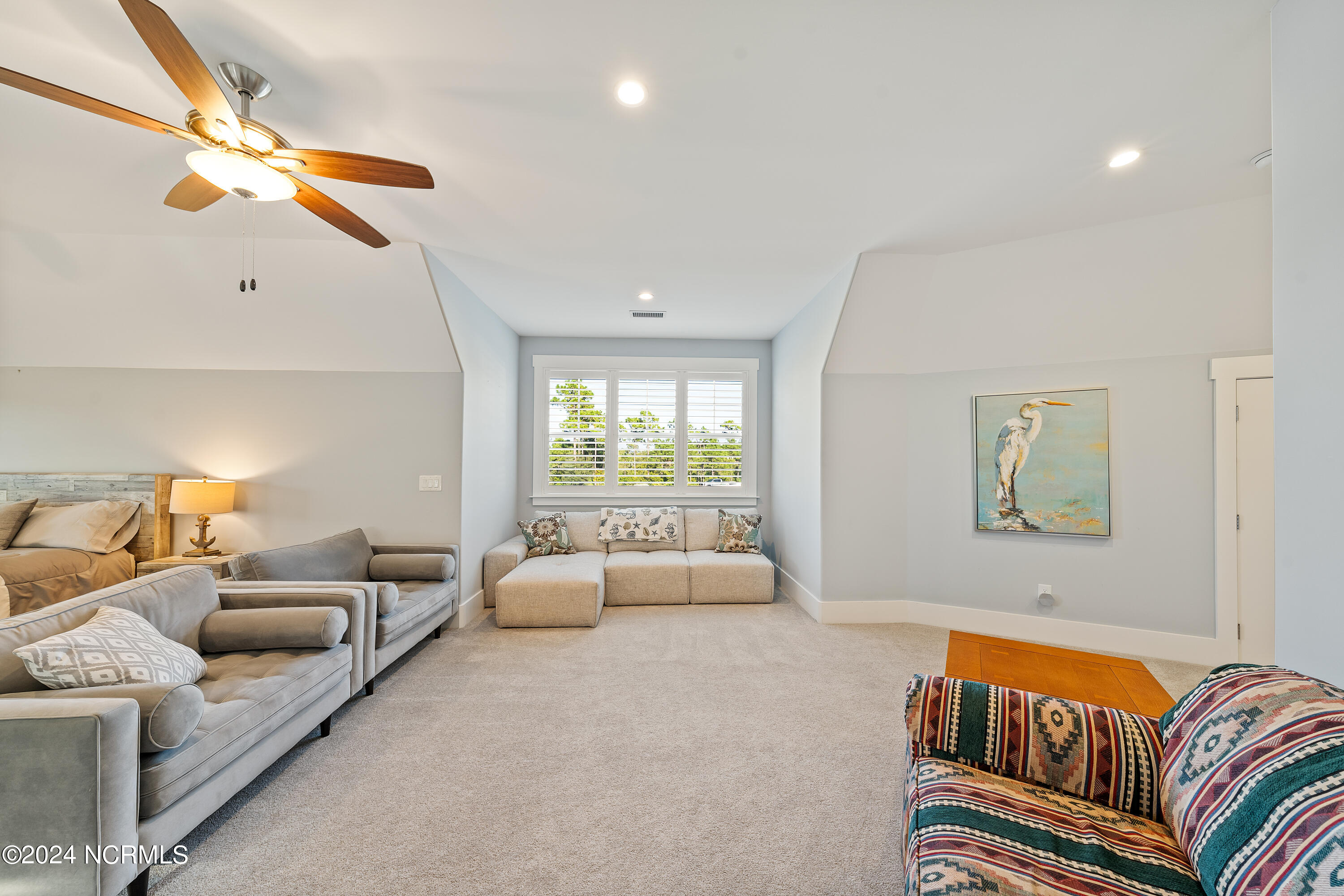 100462774 | Photo 58