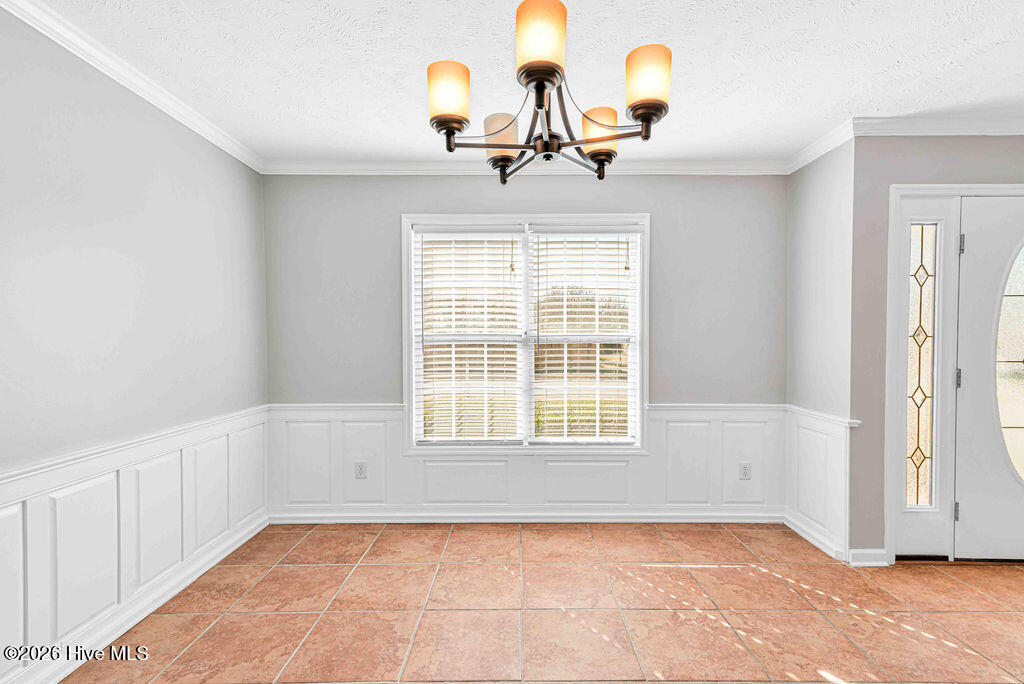 100557733 | Photo 17