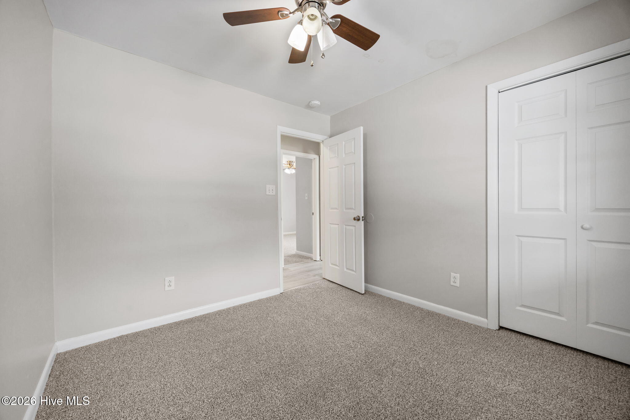 100552906 | Photo 22