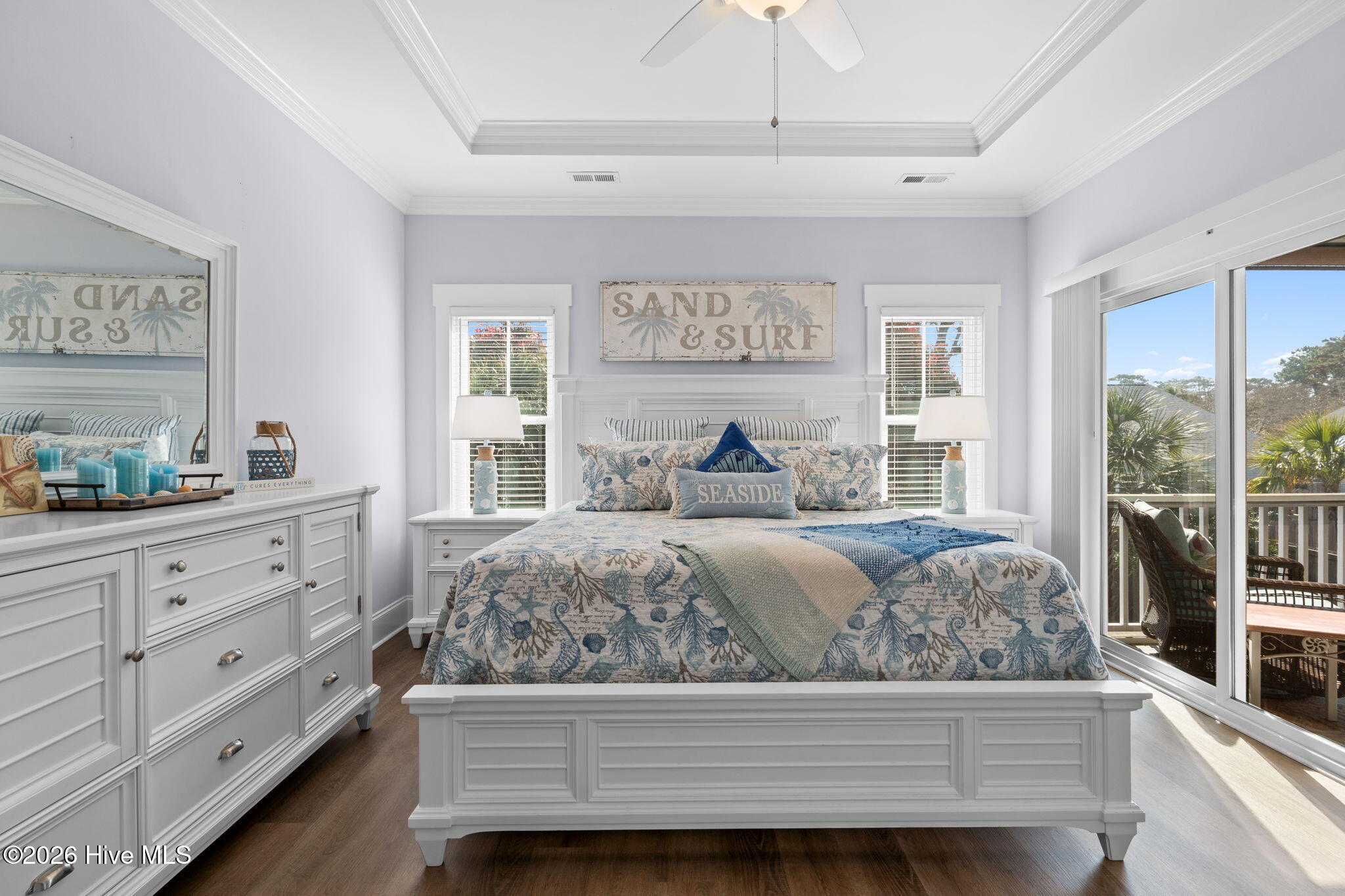 100563118 | Photo 36