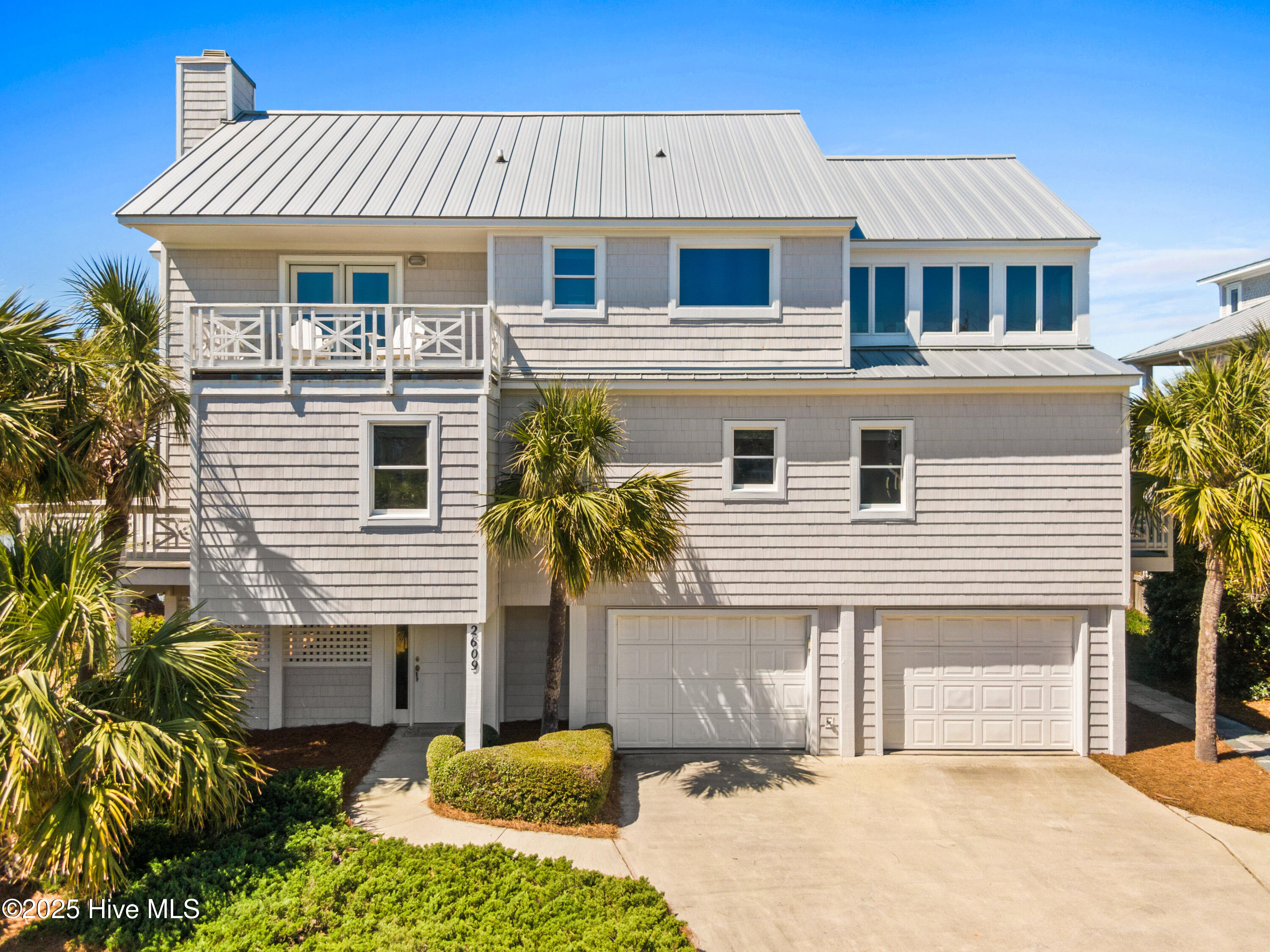 100497696 | Photo 51