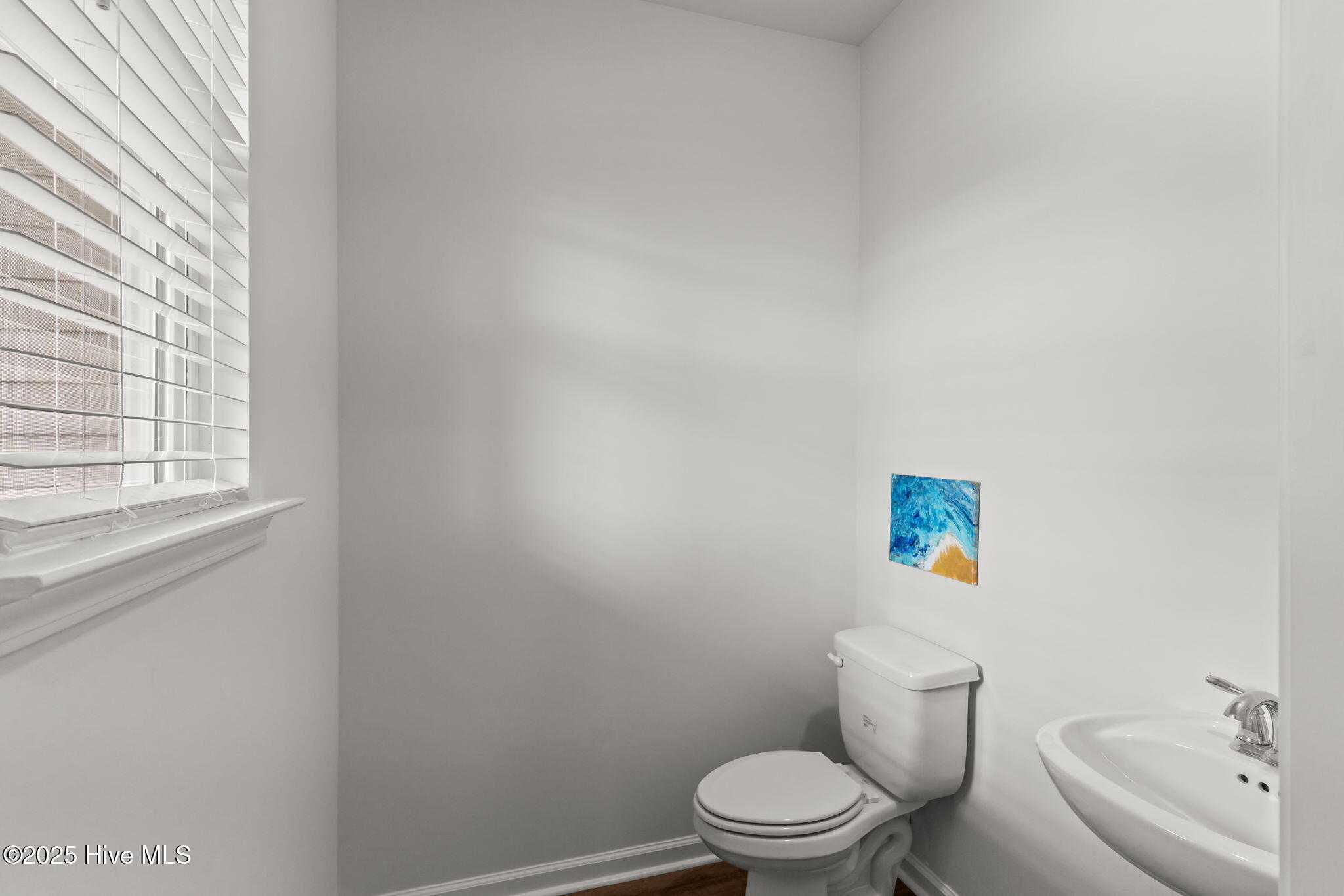 100526308 | Photo 29