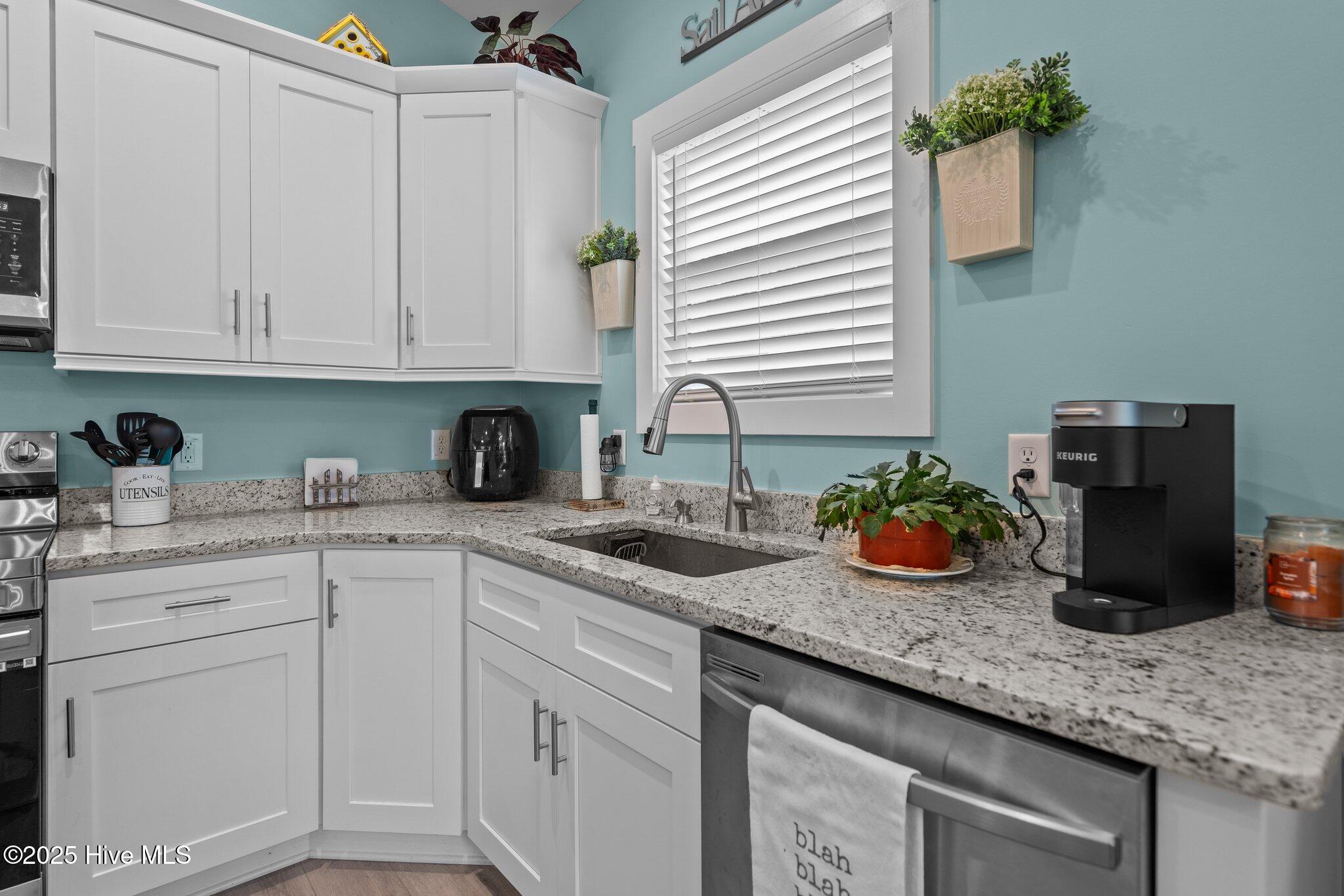 100552059 | Photo 13