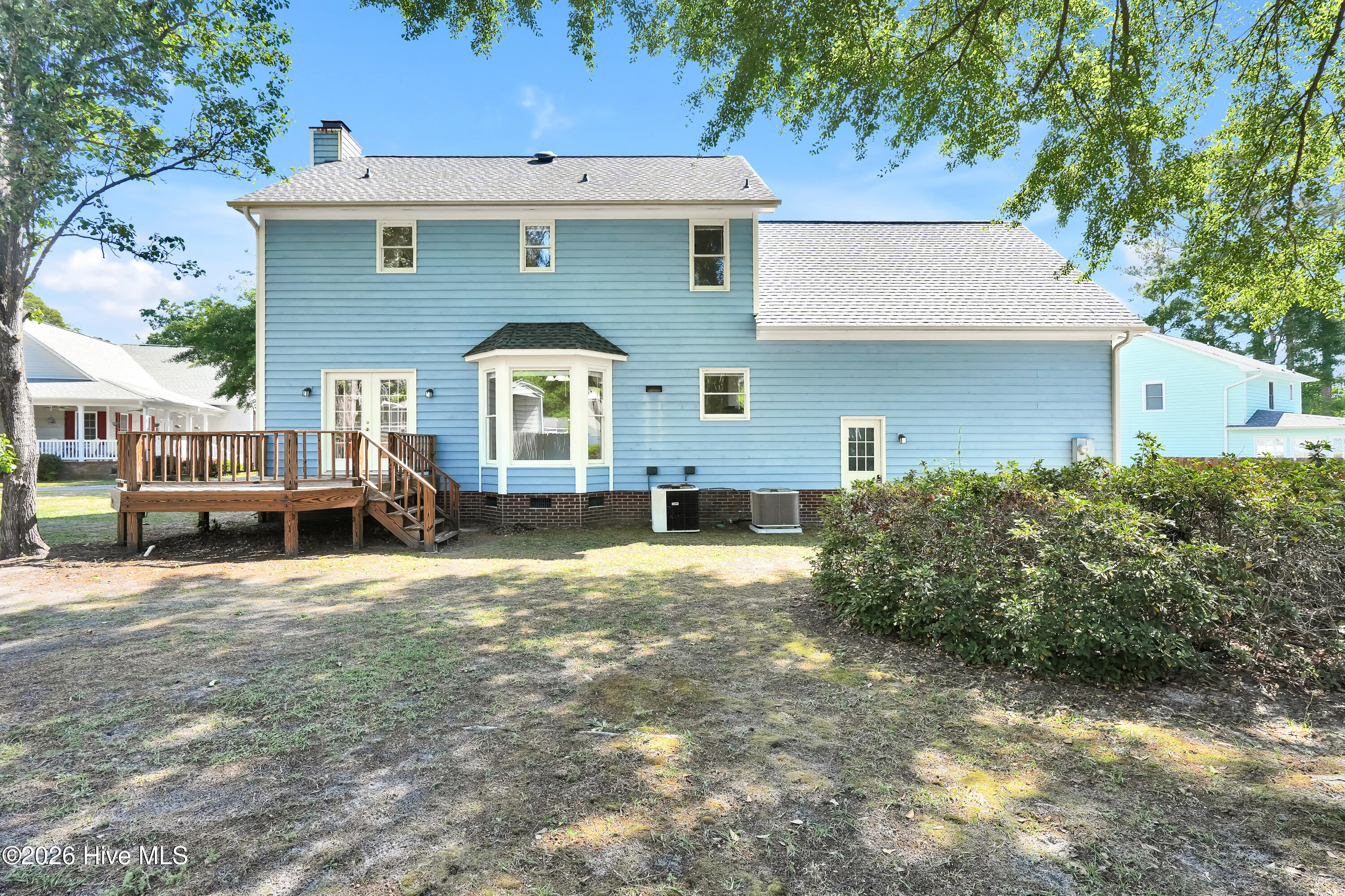 100570472 | Photo 41