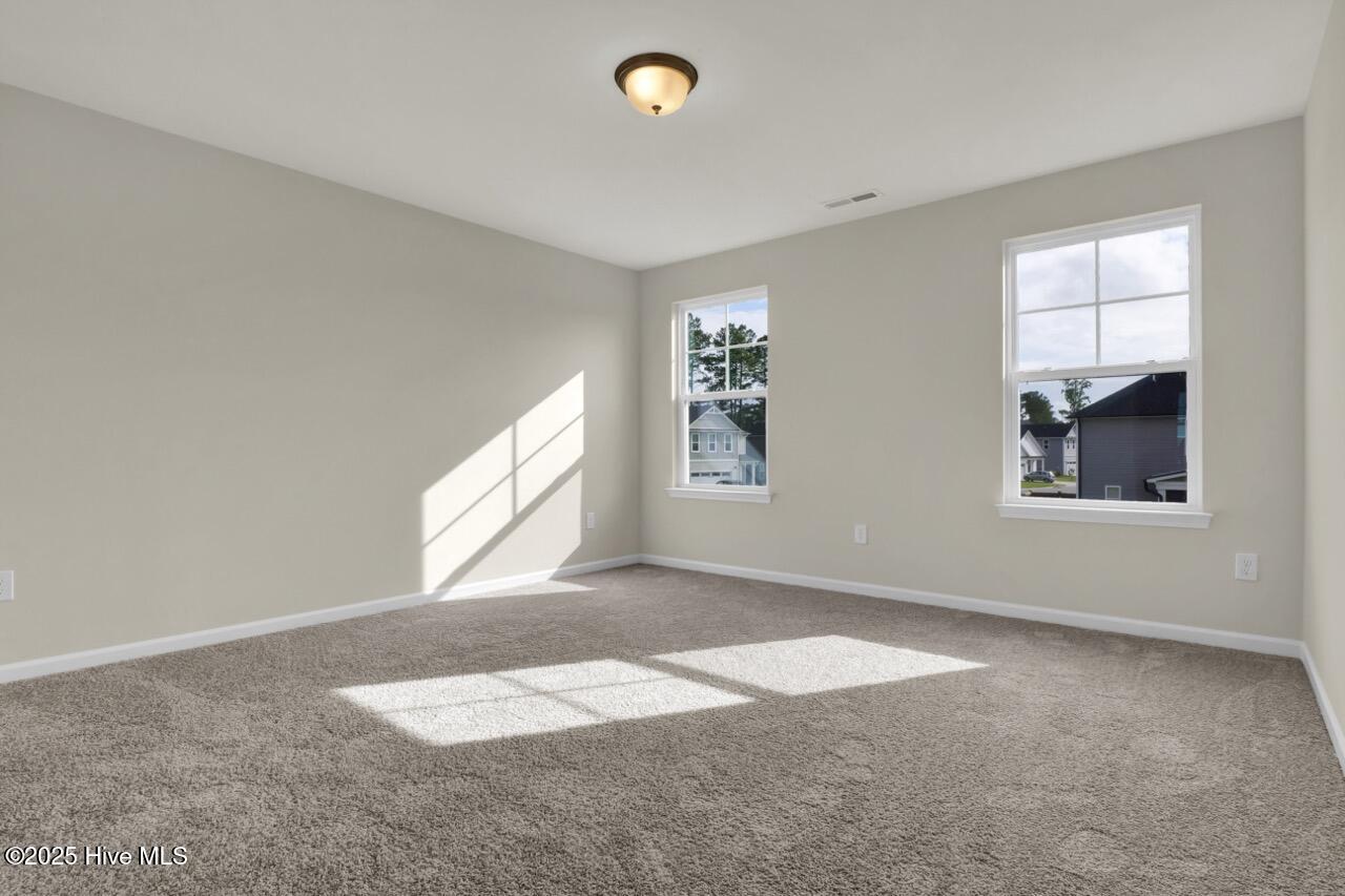 100543344 | Photo 21