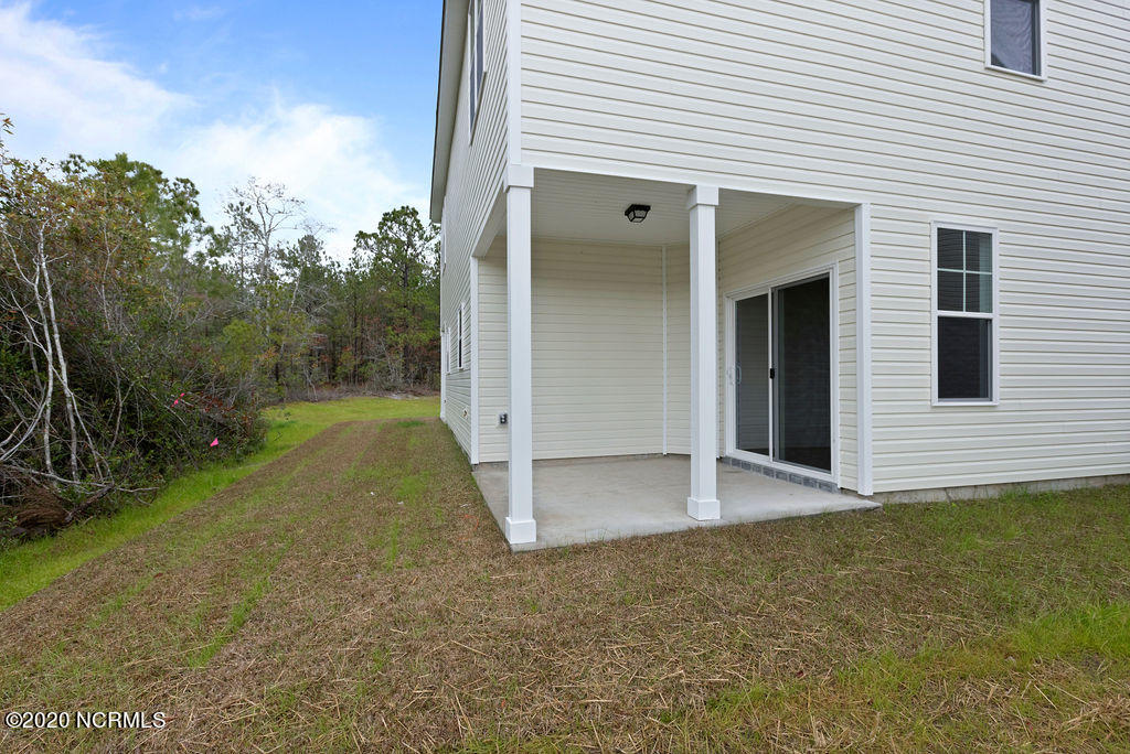 100560140 | Photo 23