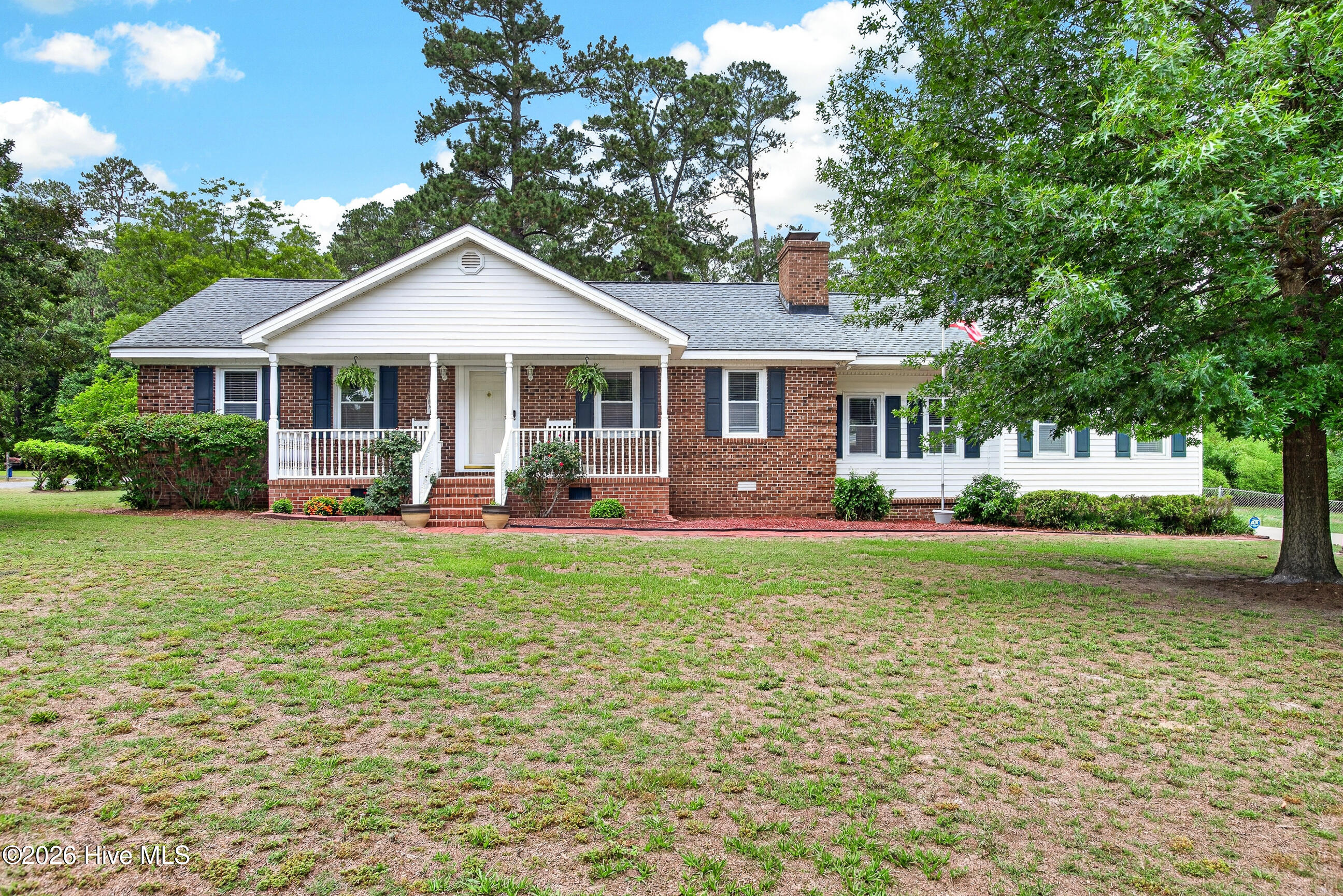 206 Crestwood Drive, Goldsboro, NC 27530 Listing Photo  1