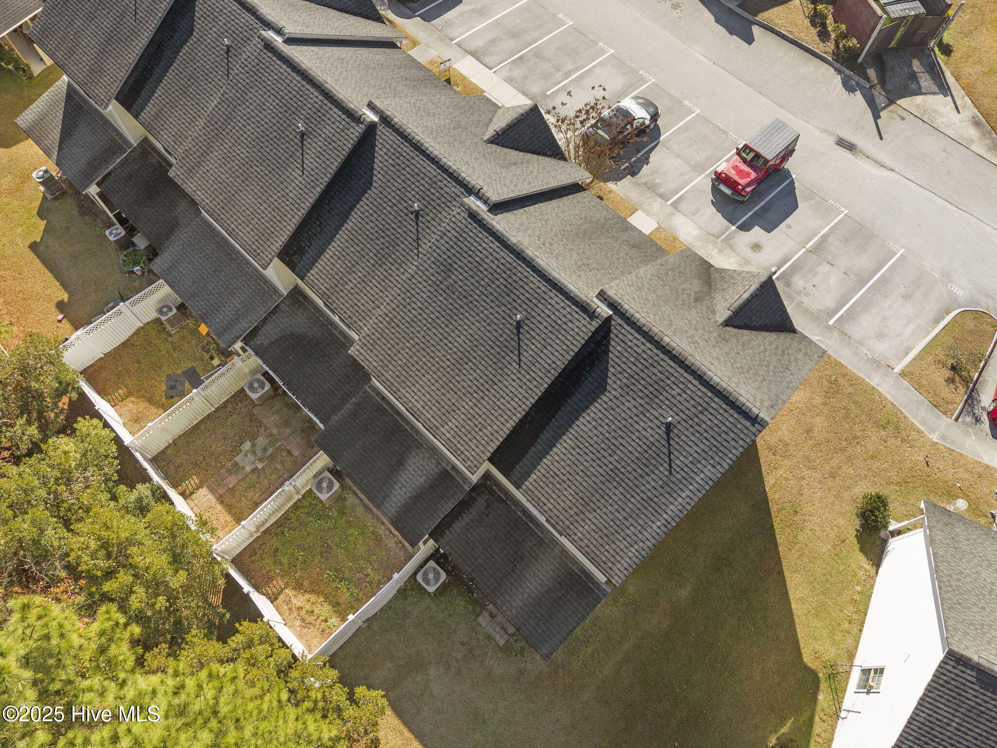 100544905 | Photo 31