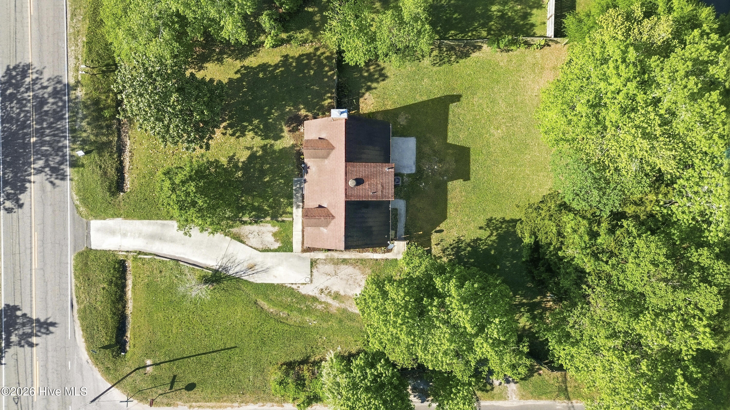 100568902 | Photo 48