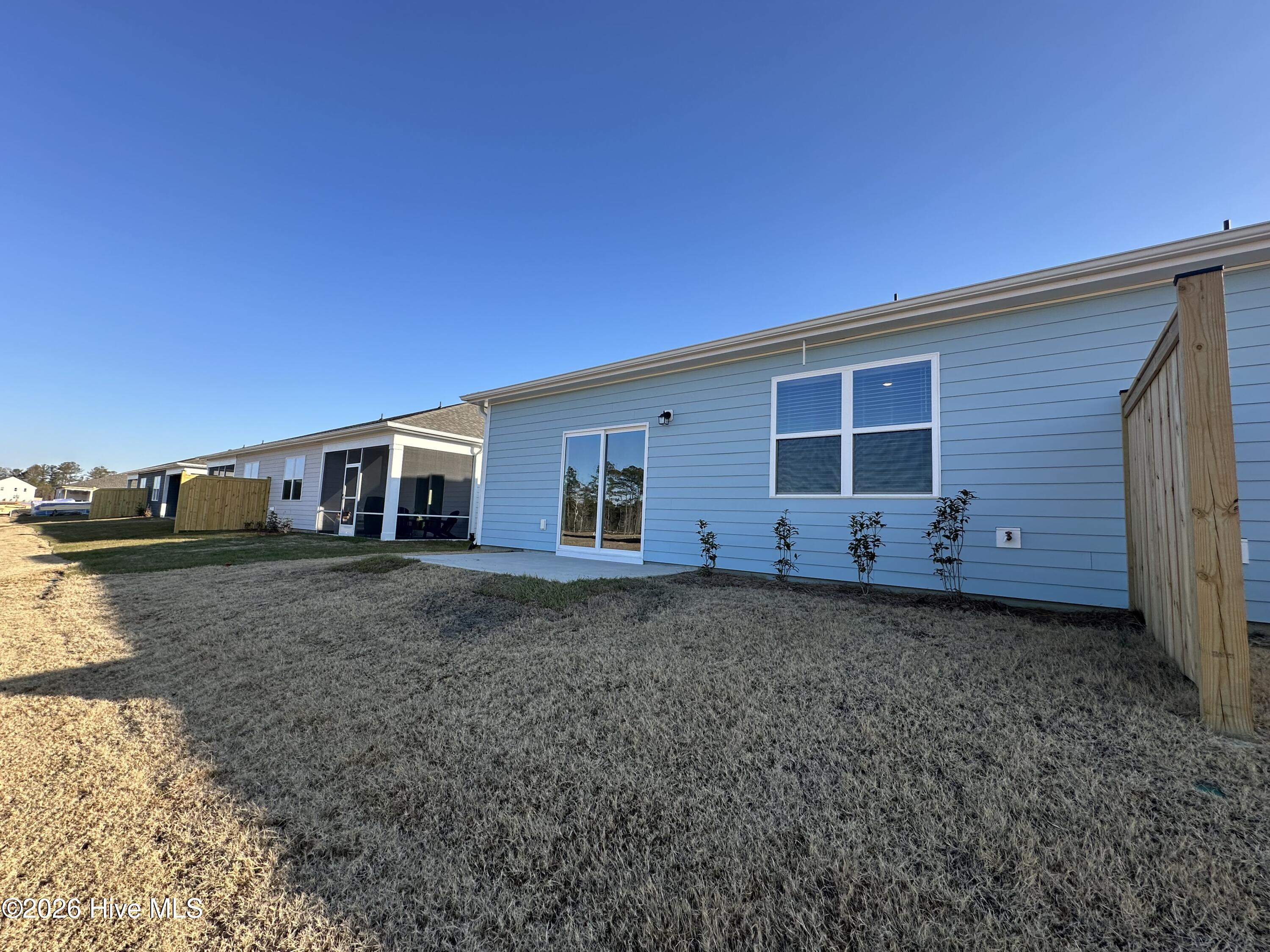 100554472 | Photo 16