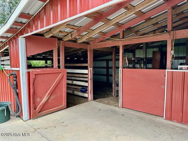 100554772 | Photo 36