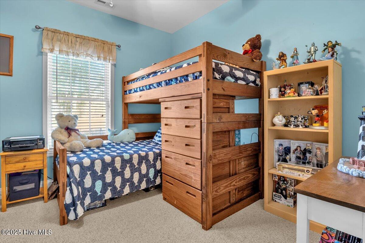 100544384 | Photo 16