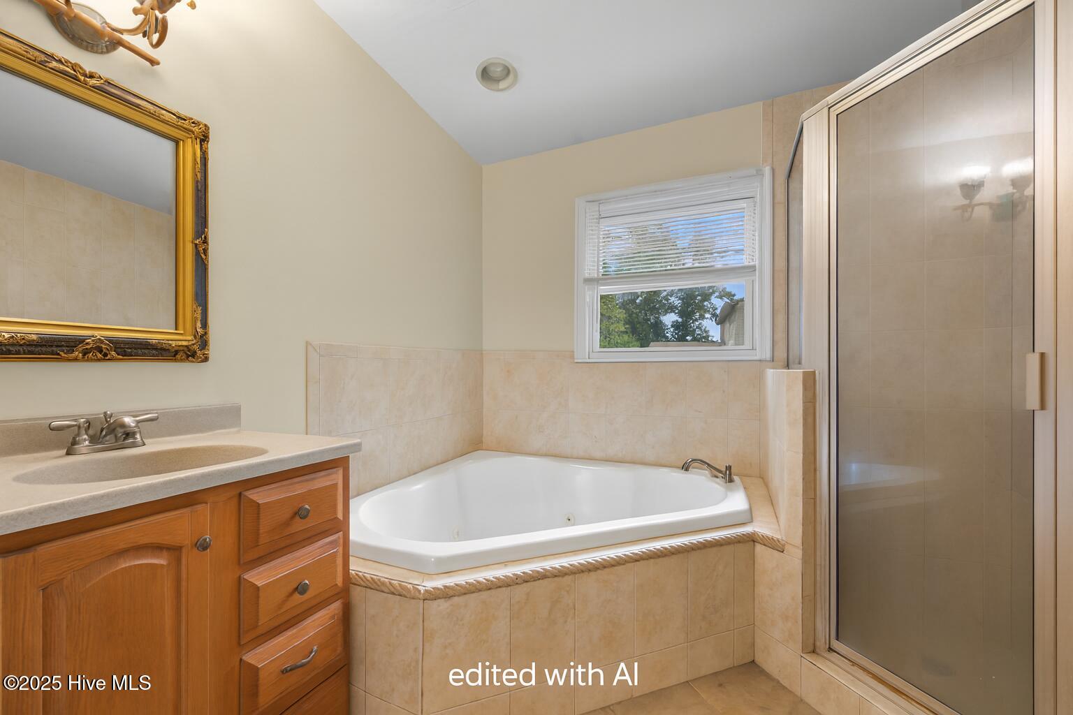 100566802 | Photo 10