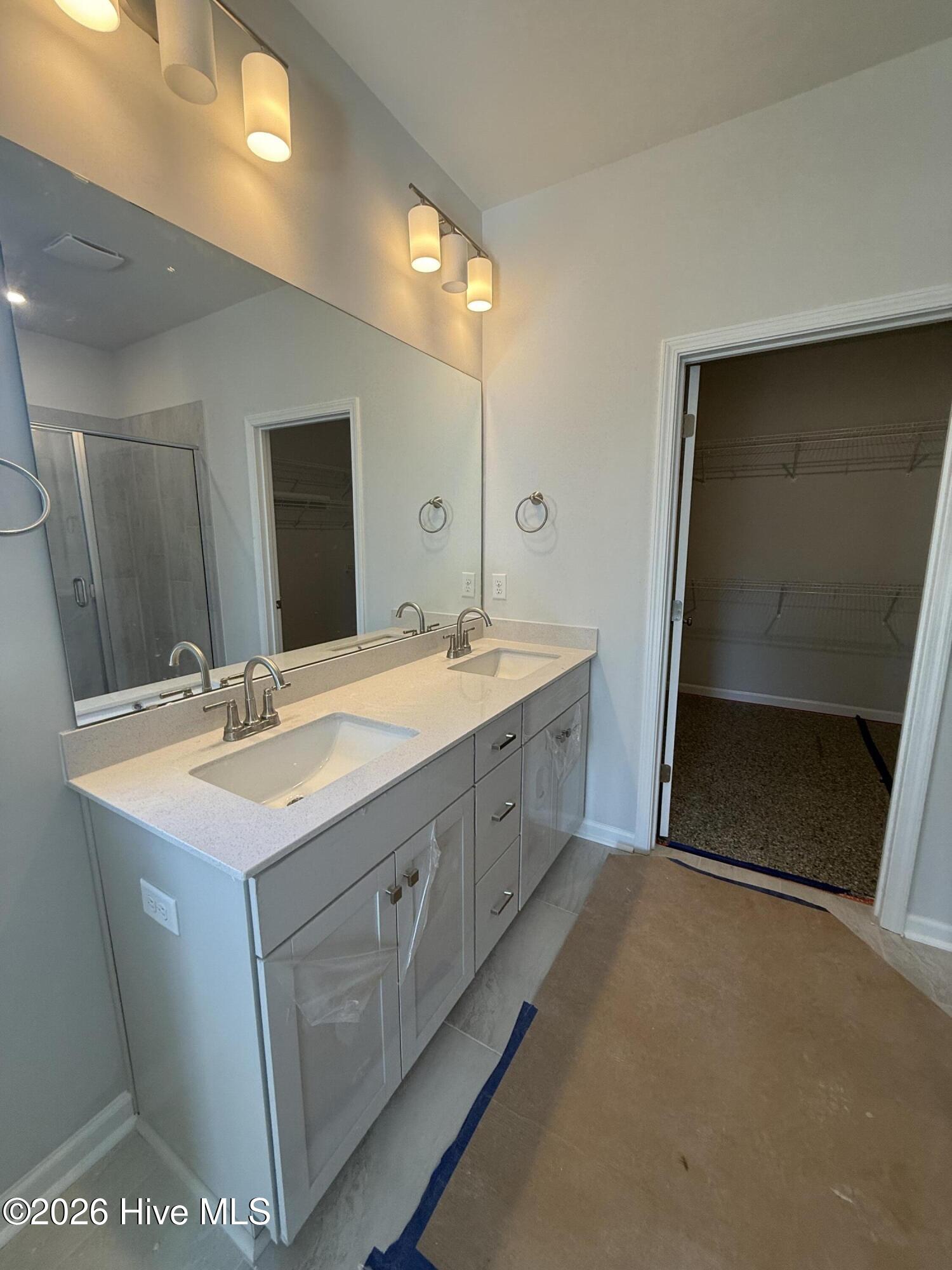 100551506 | Photo 10