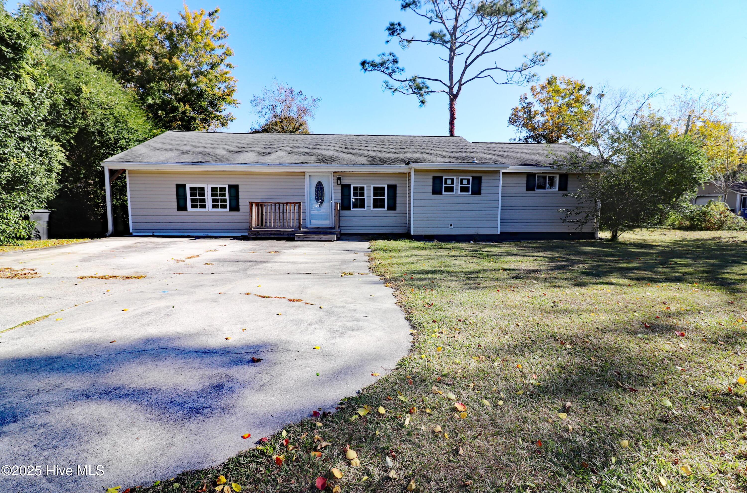 Homes for sale in Newport, NC | 8240 Hwy 70, Newport, NC 28570 | MLS# 100542731