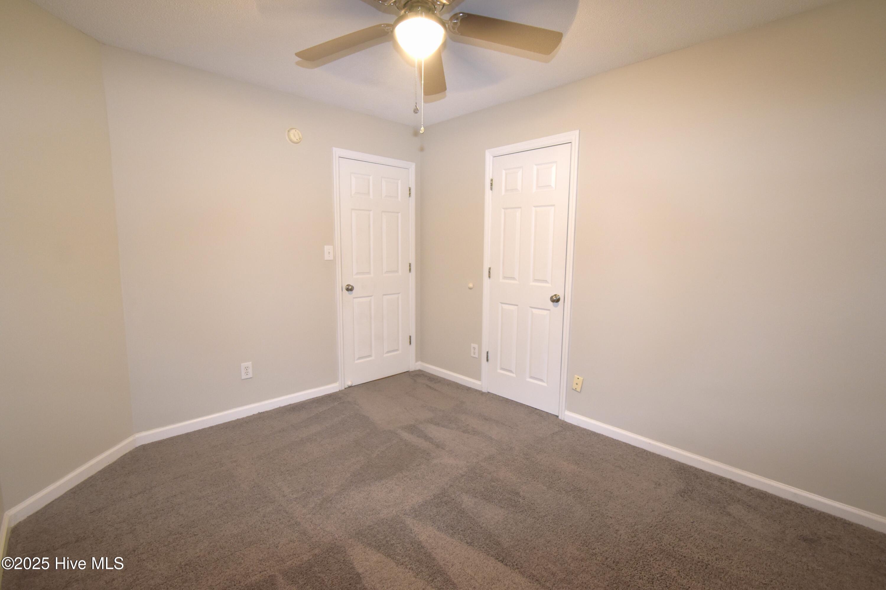 100546185 | Photo 21